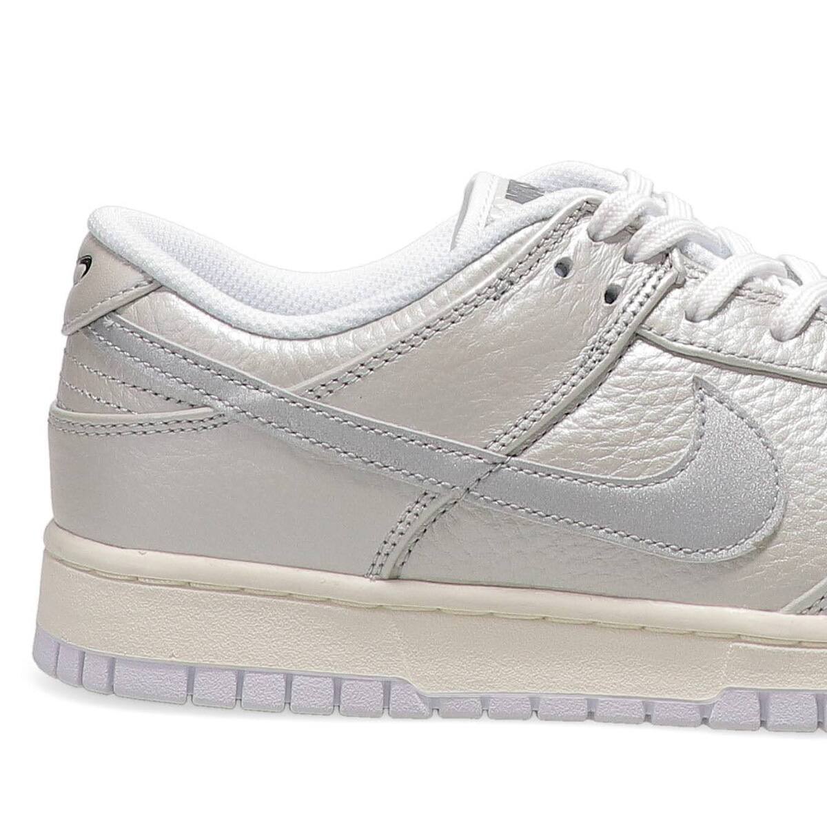 NIKE DUNK LOW SE METALLIC SILVER/METALLIC SILVER-SAIL 22FA-I