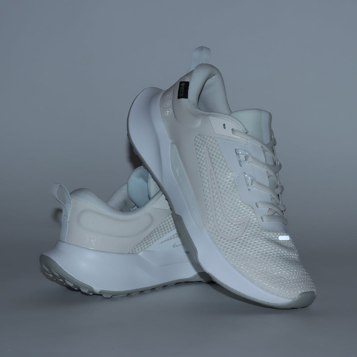 NIKE JUNIPER TRAIL 2 GTX PHANTOM/LT OREWOOD BRN-SUMMIT WHITE 24SP-Iの画像