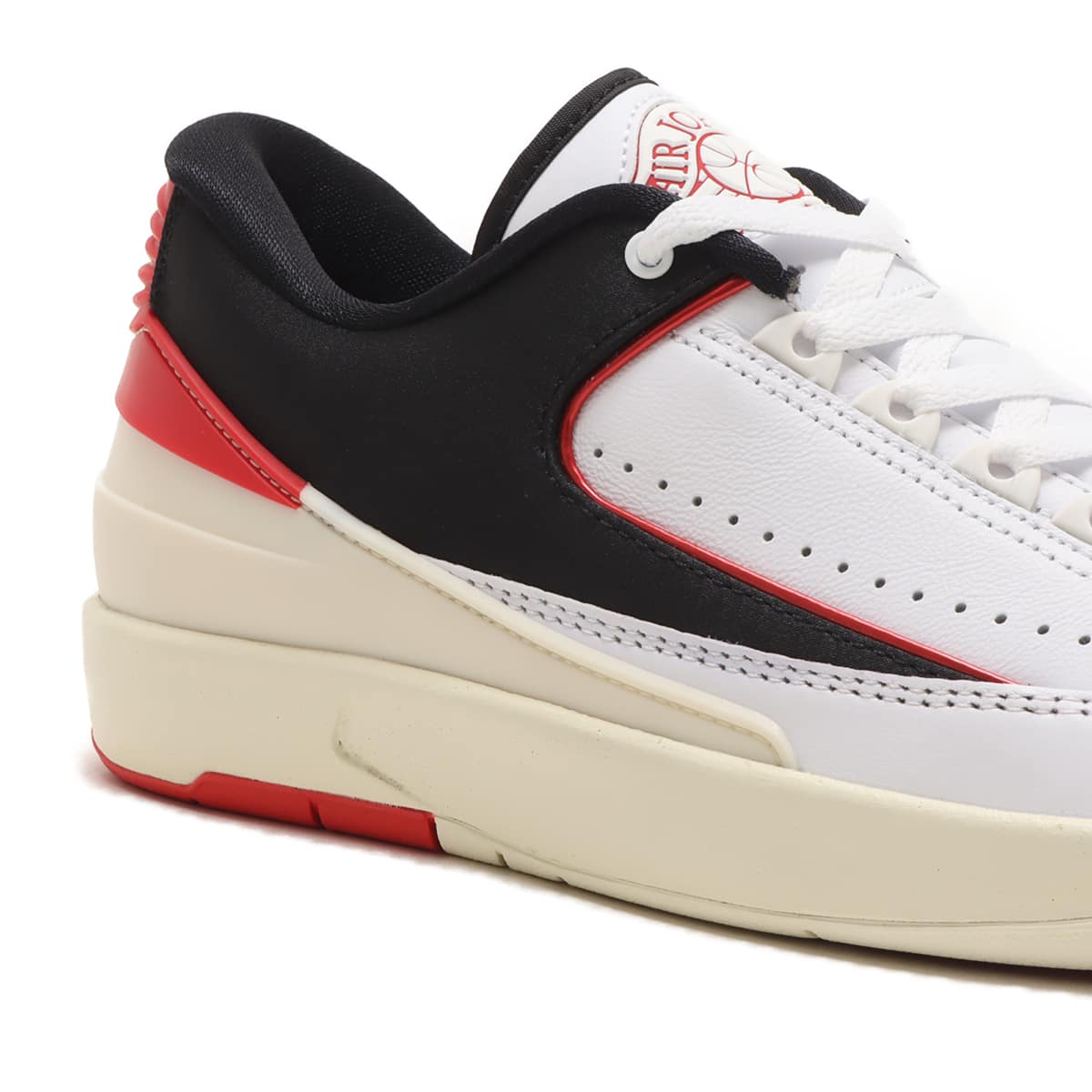 JORDAN BRAND WMNS AIR JORDAN 2 RETRO LOW WHITE/UNIVERSITY RED