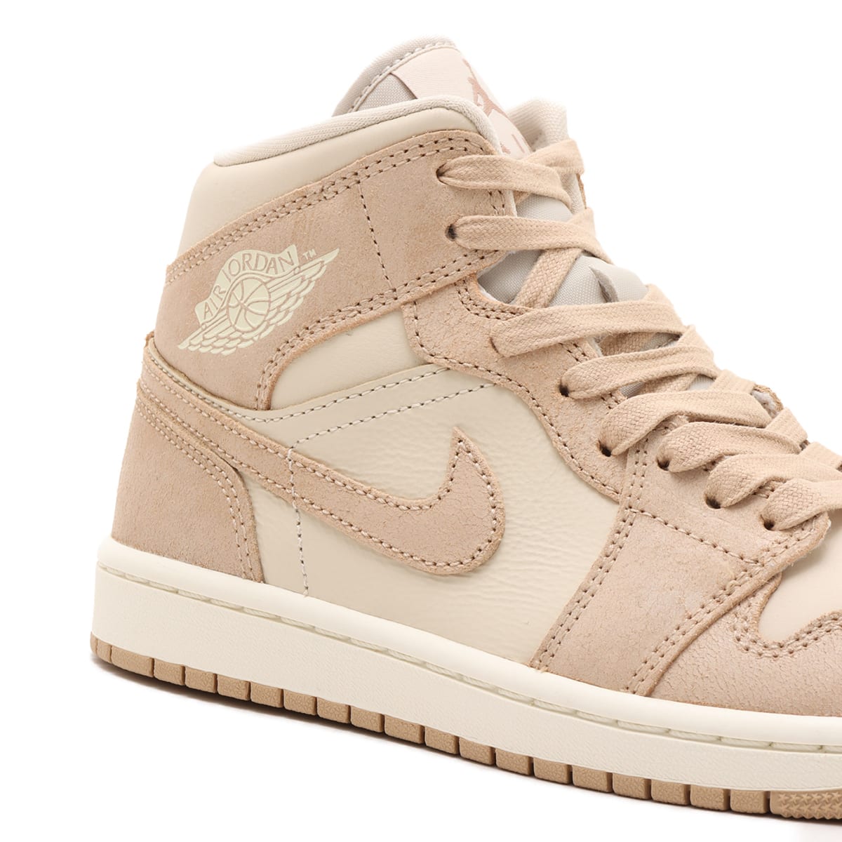 JORDAN BRAND WMNS AIR JORDAN 1 MID SE LEGEND LT BROWN/LEGEND MD BROWN-SAIL の画像