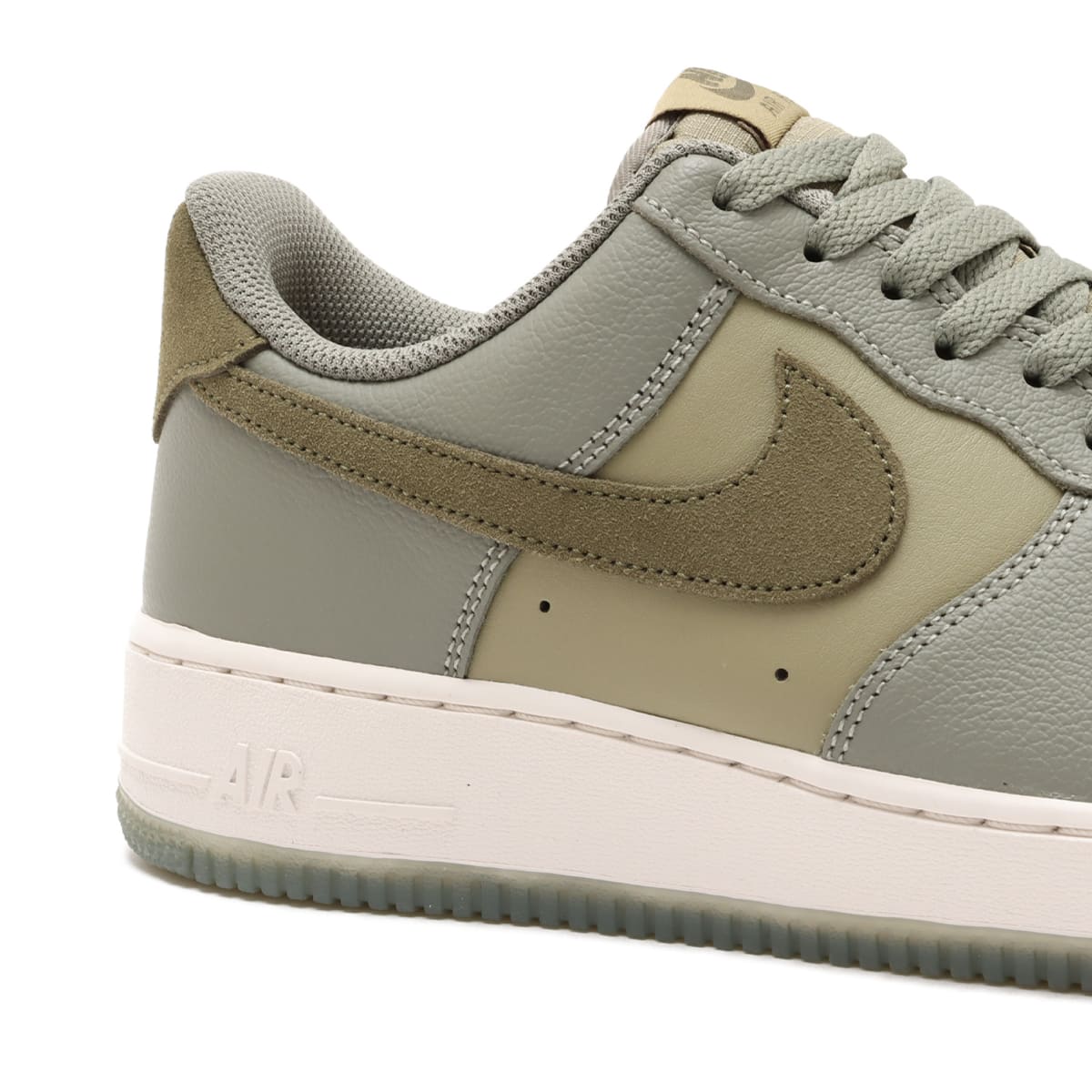 NIKE AIR FORCE 1 '07 LV8 DARK STUCCO/MEDIUM OLIVE-NEUTRAL OLIVEの画像