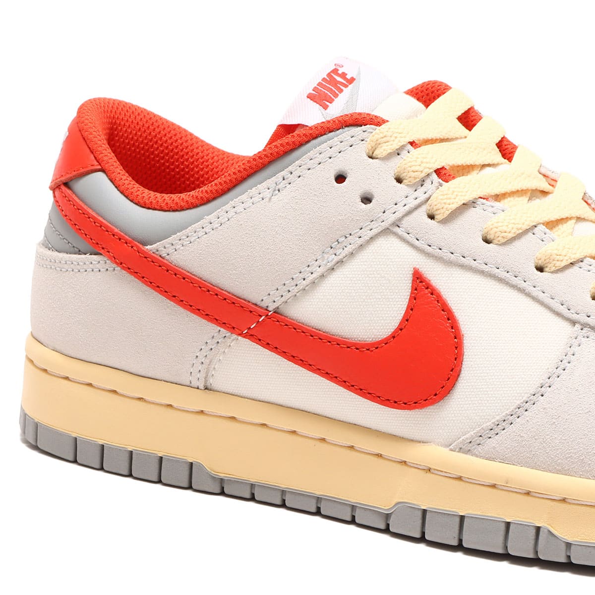 NIKE DUNK LOW SAIL/PICANTE RED-PHOTON DUST 23SU-I