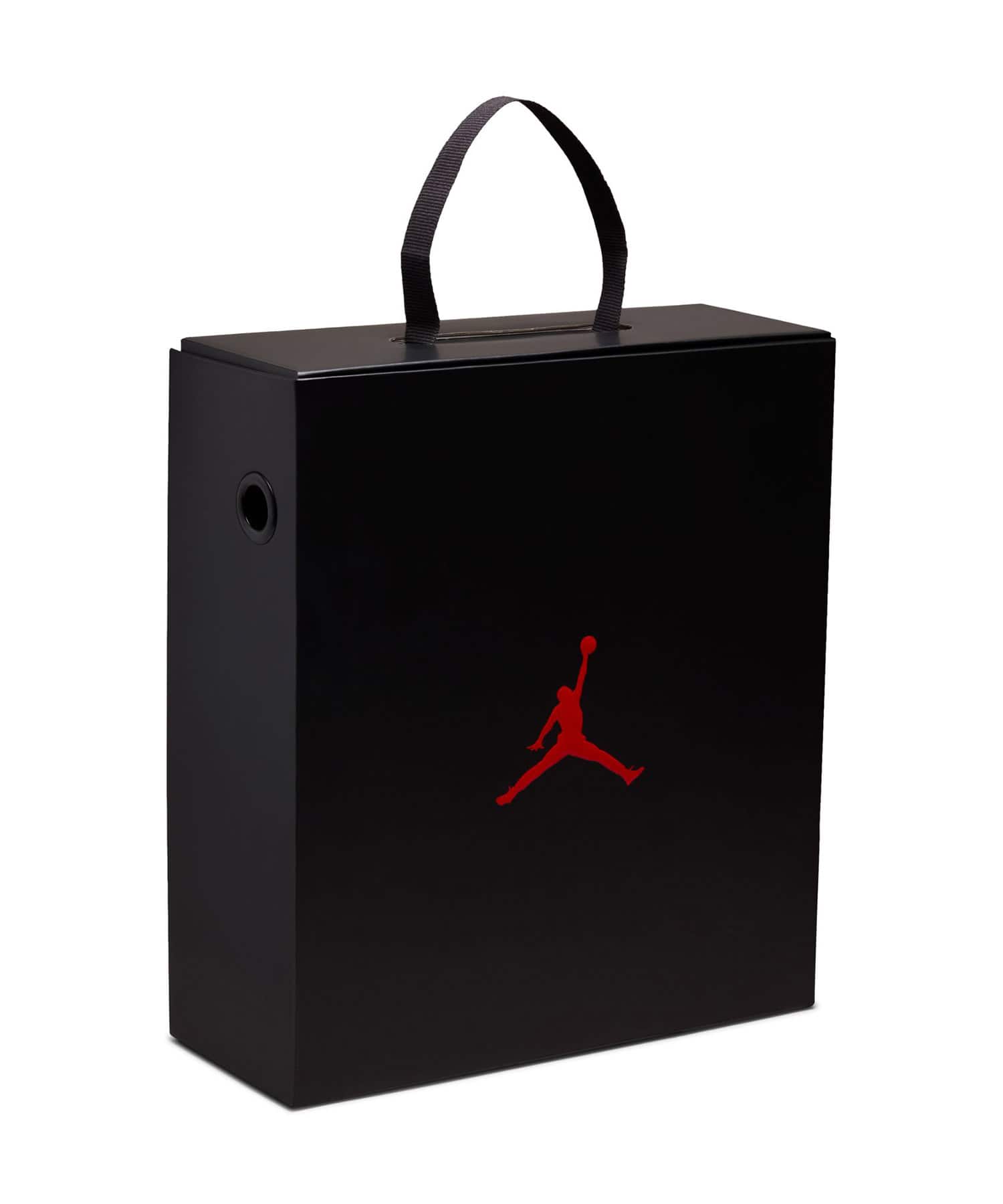 JORDAN BRAND WMNS AIR JORDAN 1 BROOKLYN METALLIC SILVER/NEUTRAL GREYの画像