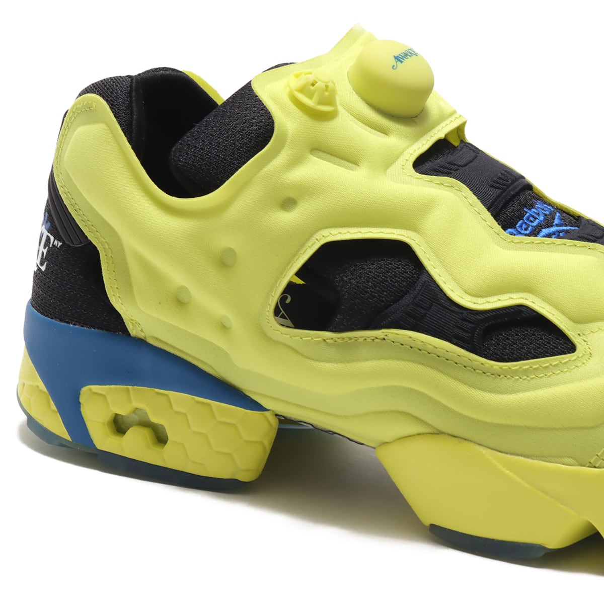 Reebok x Awake NY INSTA PUMP FURY OG BLACK/VITAL BLUE/SOLAR GREEN