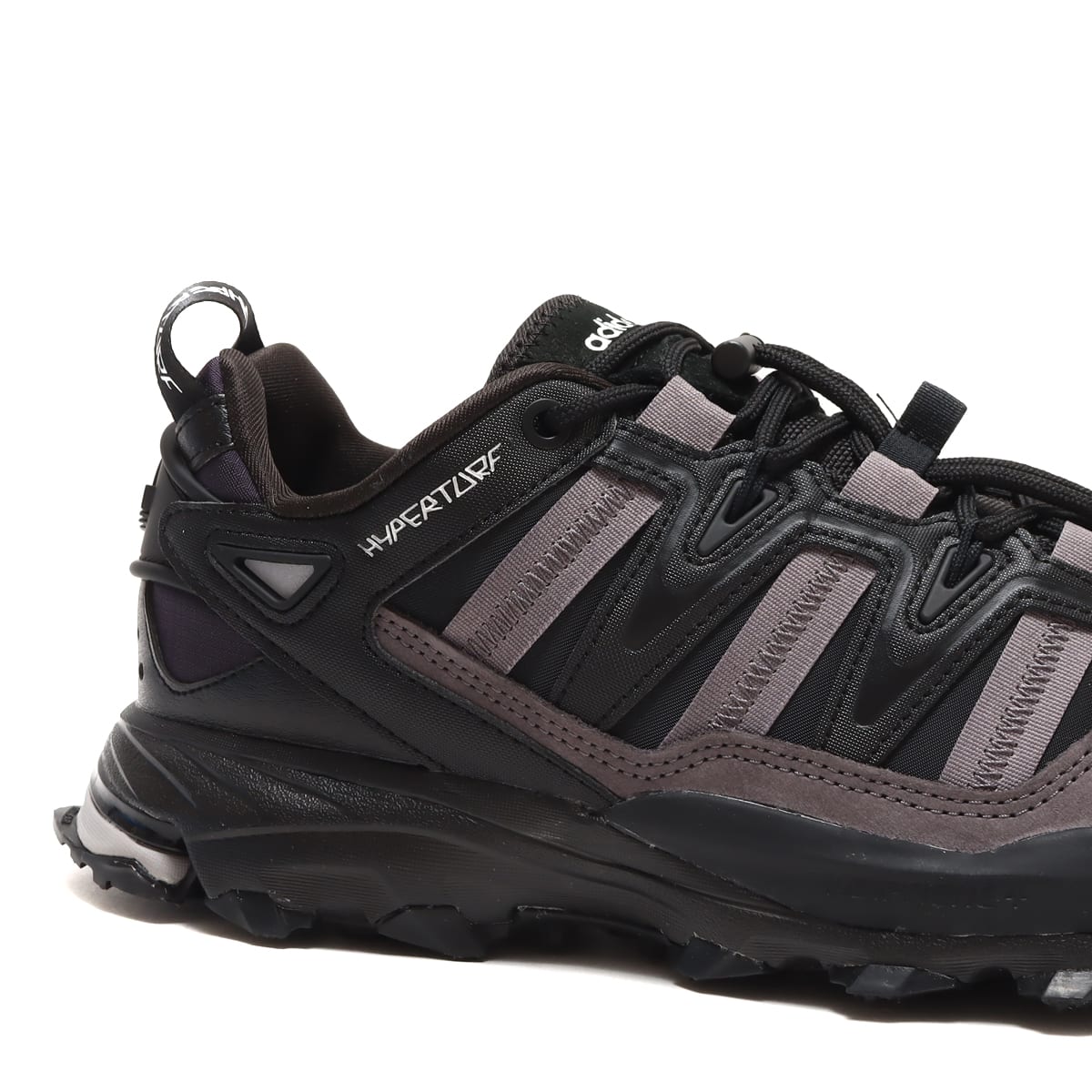 adidas HYPERTURF ADVENTURE CORE BLACK/SILVER METALLIC/TRACE GRAY 