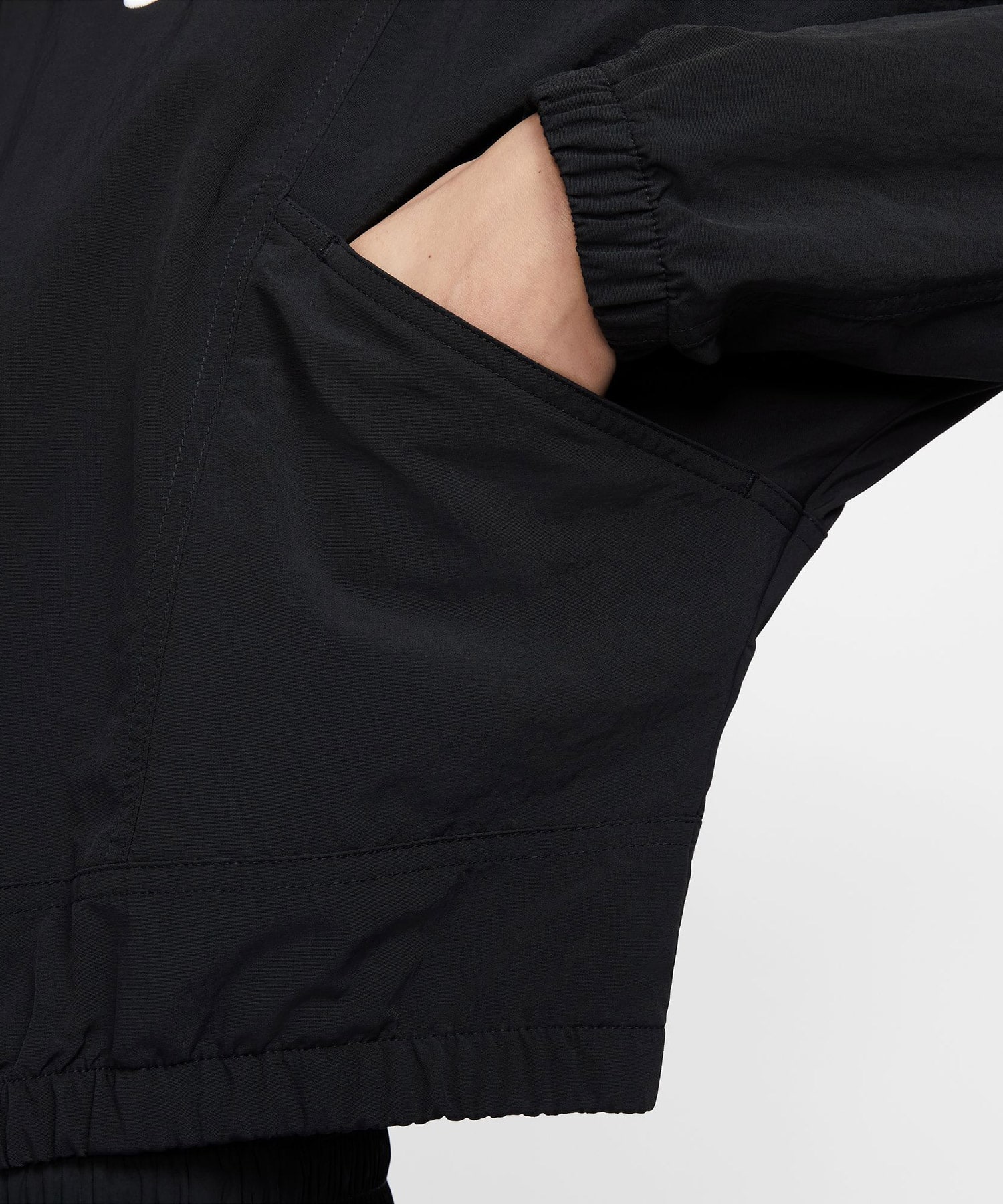 NIKE AS W NSW EVRTHNG WVN RPL UV BLACK/WHITEの画像