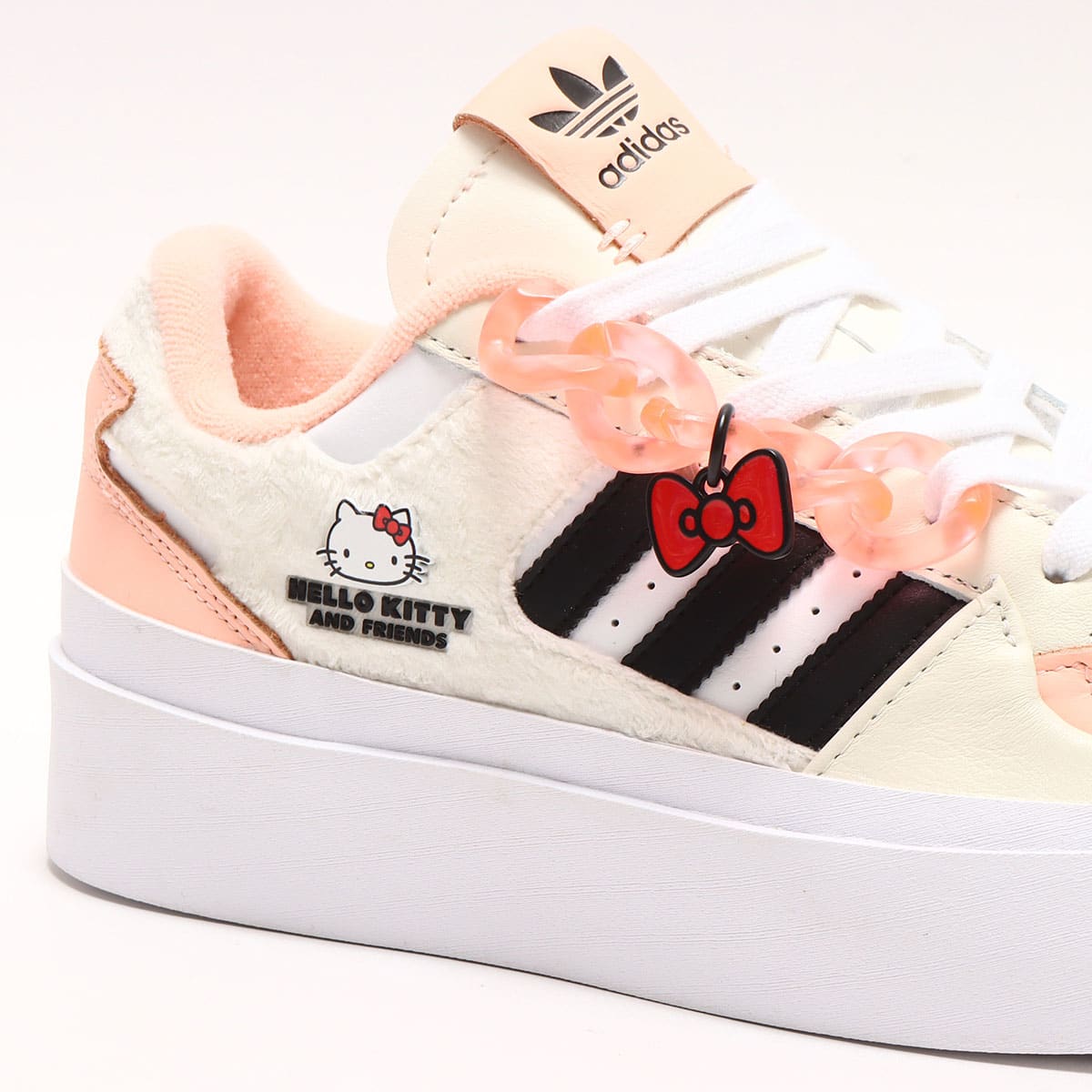 adidas FORUM BONEGA W HELLO KITTY OWHITE/CBLACK/FTWWHT 23SS-I