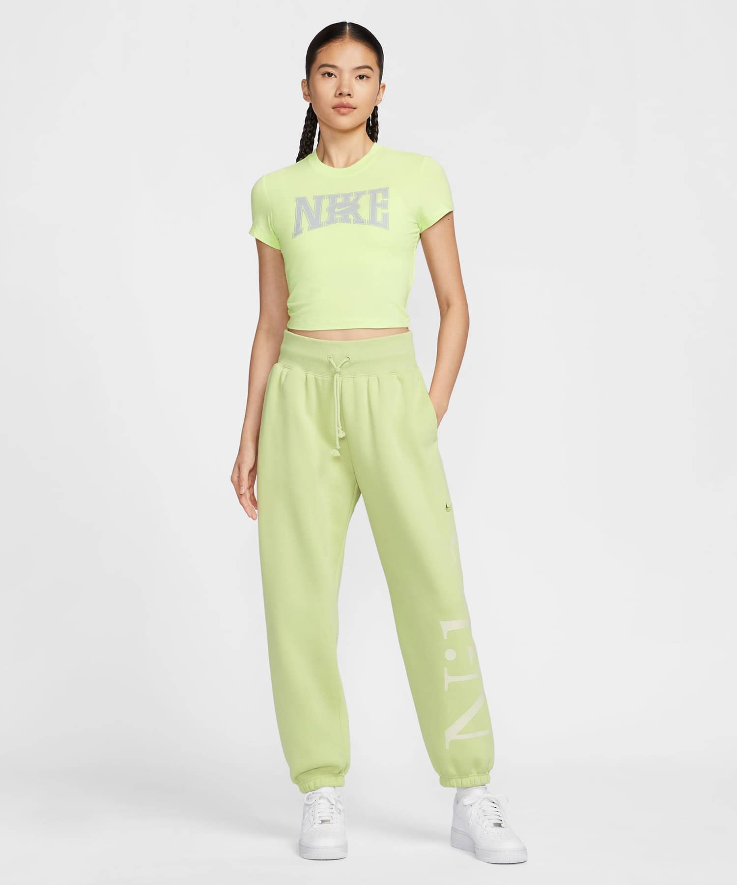 NIKE AS W NSW SLIM CROP TEE STREET LT LIQUID LIMEの画像