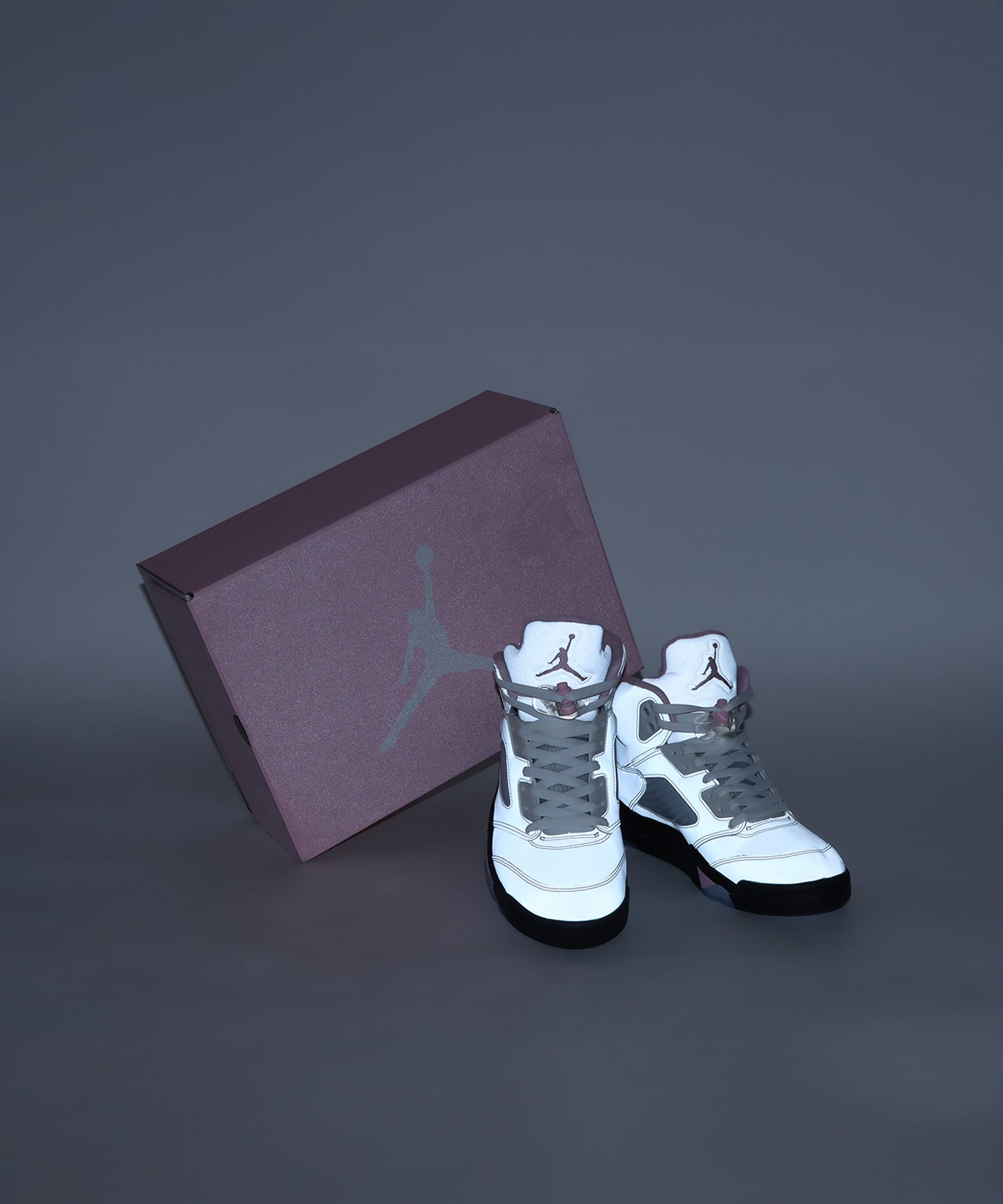 JORDAN BRAND AIR JORDAN 5 RETRO OG WHITE/MED SOFT PINK-BLACKの画像