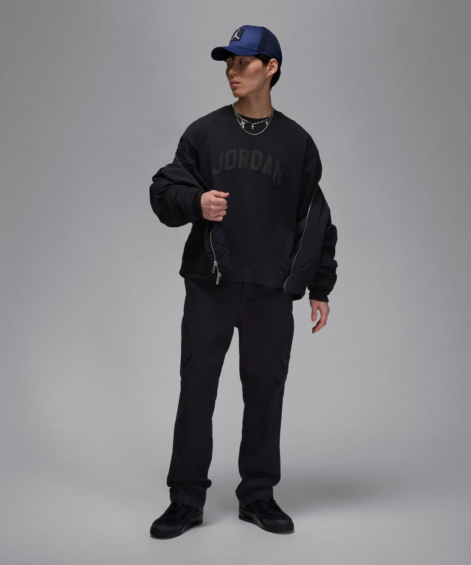 JORDAN BRAND M J FLT ESS BOXY SS CREW BLACK/BLACKの画像