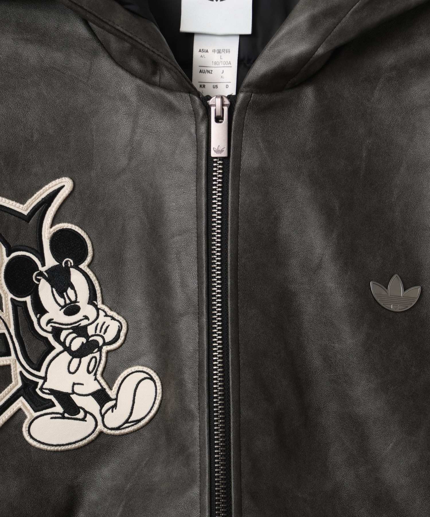 adidas DISNEY MICKEY MOUSE DREAMS JACKET ブラックの画像