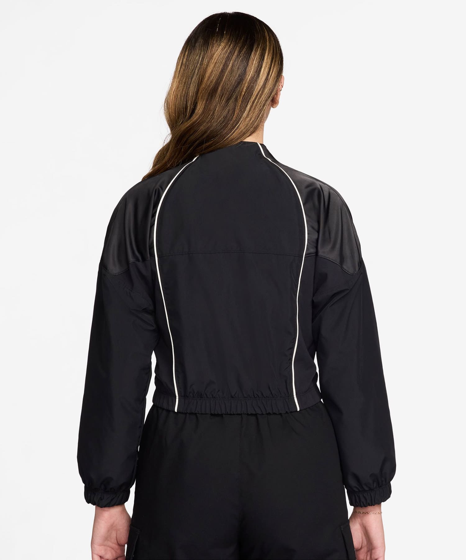 NIKE AS W NSW SHRUNKEN TRK JKT MOD BLACKの画像