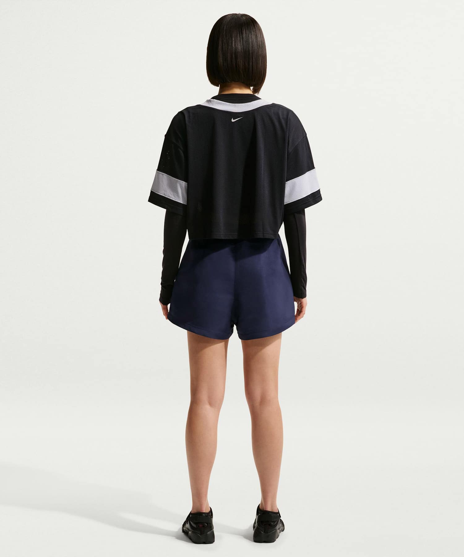 NIKE AS W NK ELEVATED STREET 2' SHO MIDNIGHT NAVY/BLACK/(BLACK)の画像