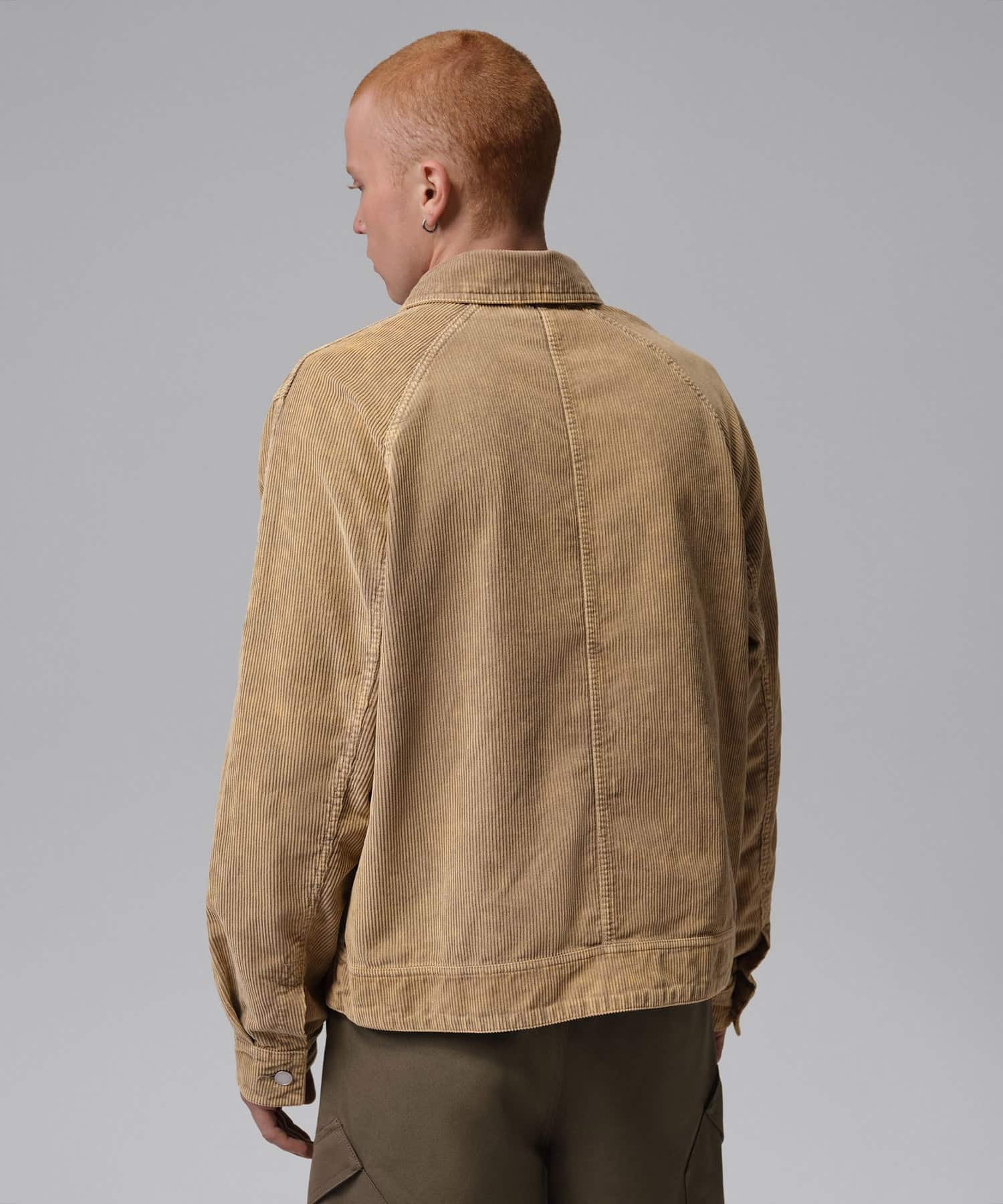 JORDAN BRAND M J FLT CORDUROY CHORE JKT KHAKIの画像