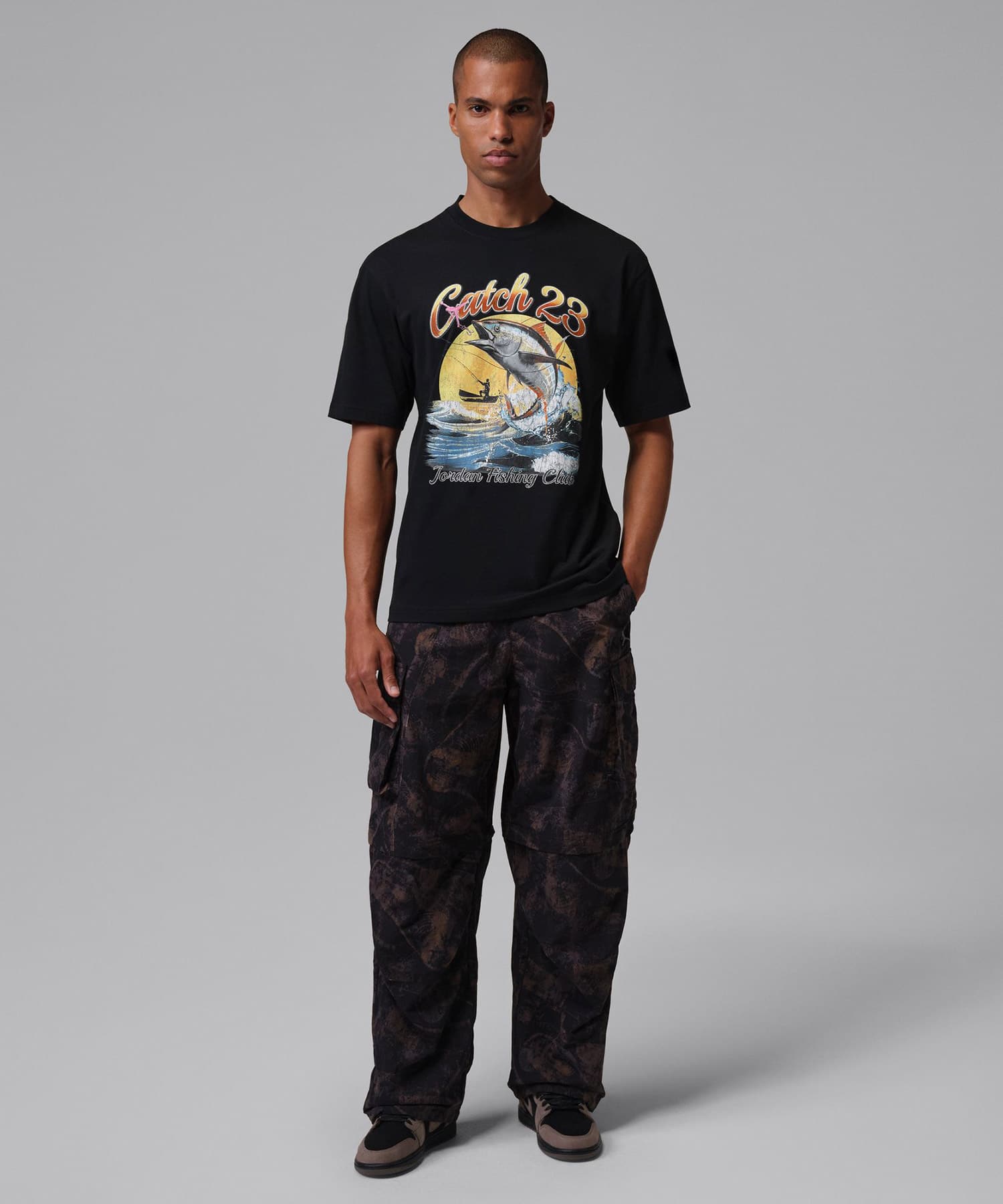 JORDAN BRAND M J NC FISH GFX SS CREW BLACK/(WHITE)の画像