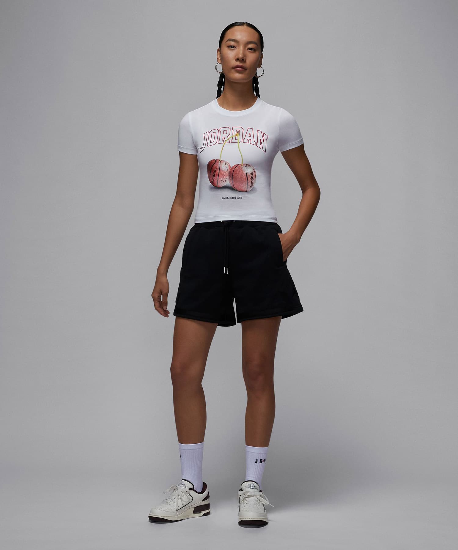 JORDAN BRAND AS W J BRK SS TMID GFX TEE BB WHITE/GYM RED/BLACKの画像