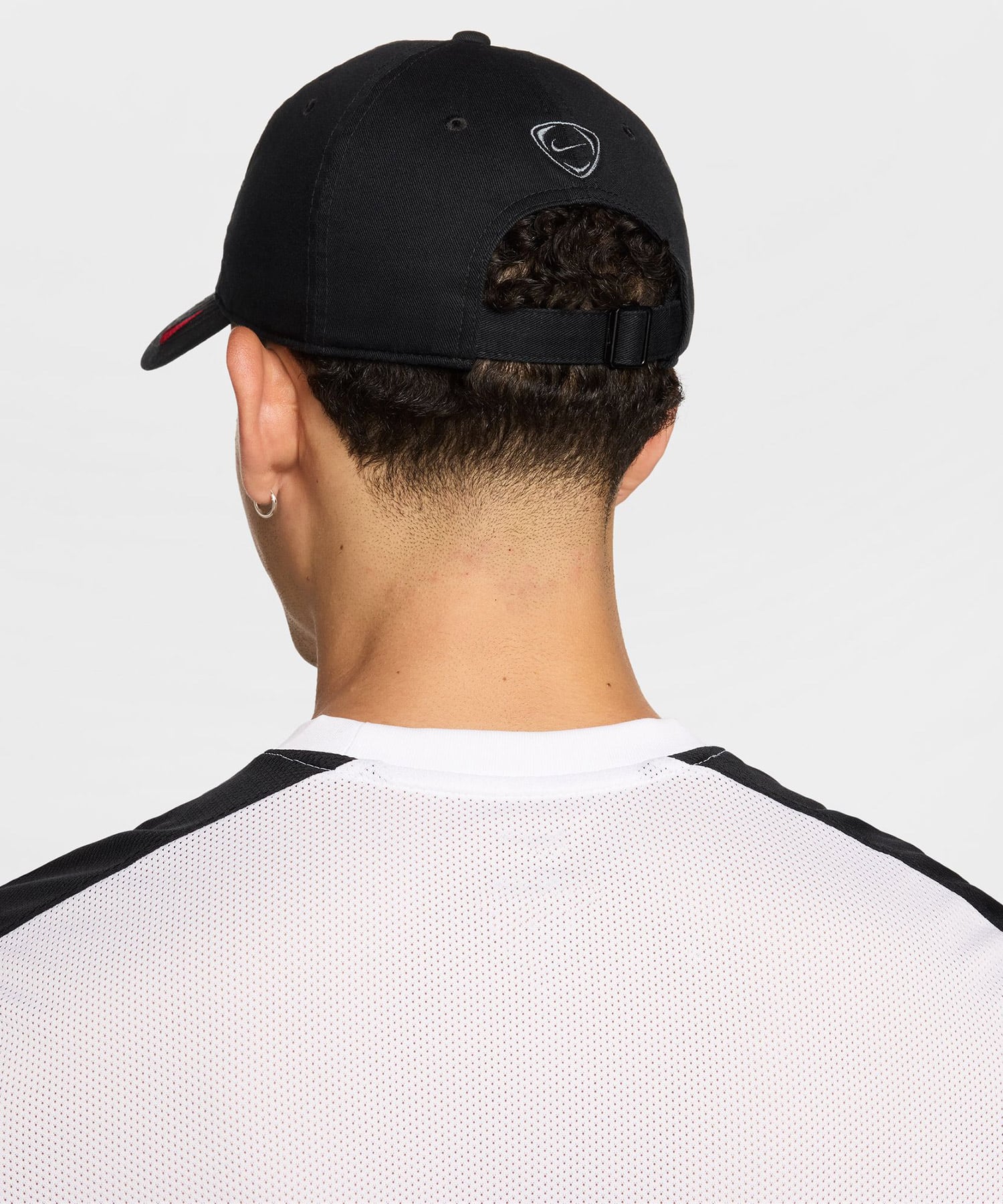 NIKE NK CLUB CAP US CB T90 FA25 BLACK/SAILの画像