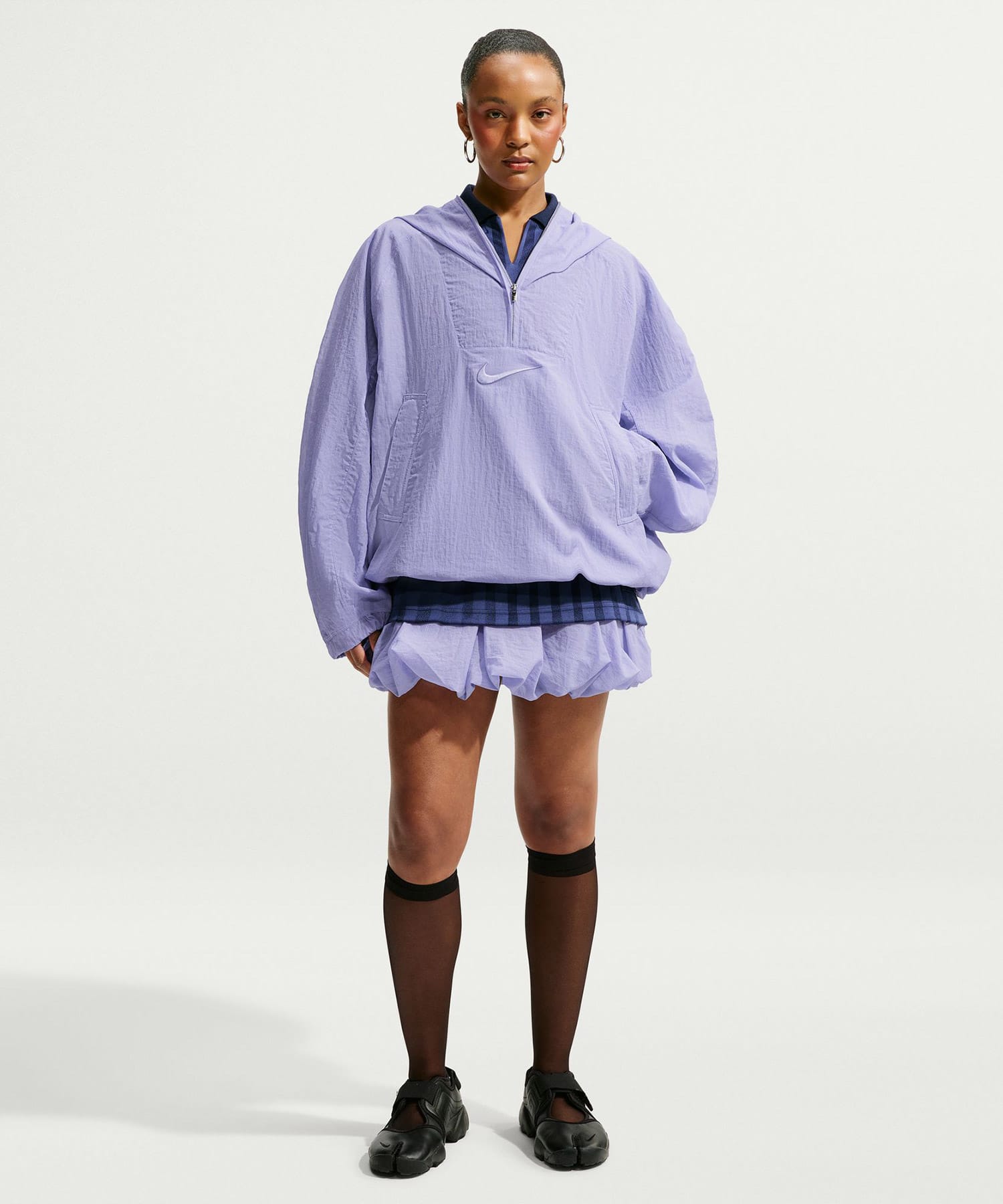NIKE W RNWY LT WT JACKET PURPLEの画像