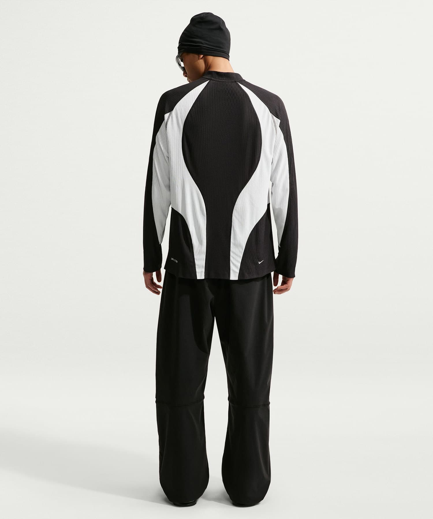 NIKE AS M NK TCH DFADV MAGNA JERSEY BLACKの画像