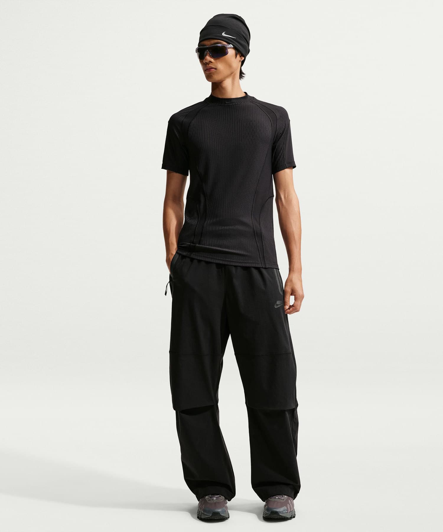 NIKE AS M NK DFADV TCH PRO MGNA SS BLACKの画像