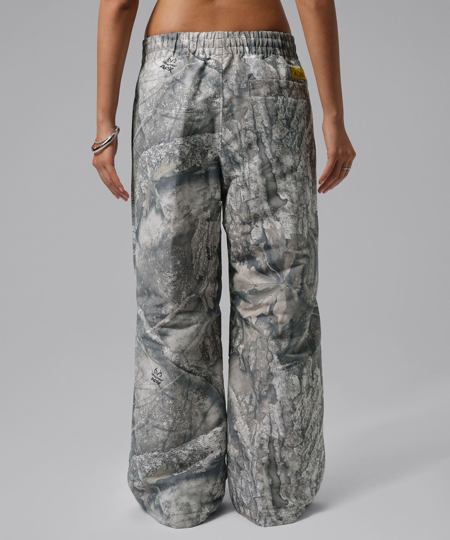 JORDAN BRAND AS W J BRK PANT RLT WHITEの画像