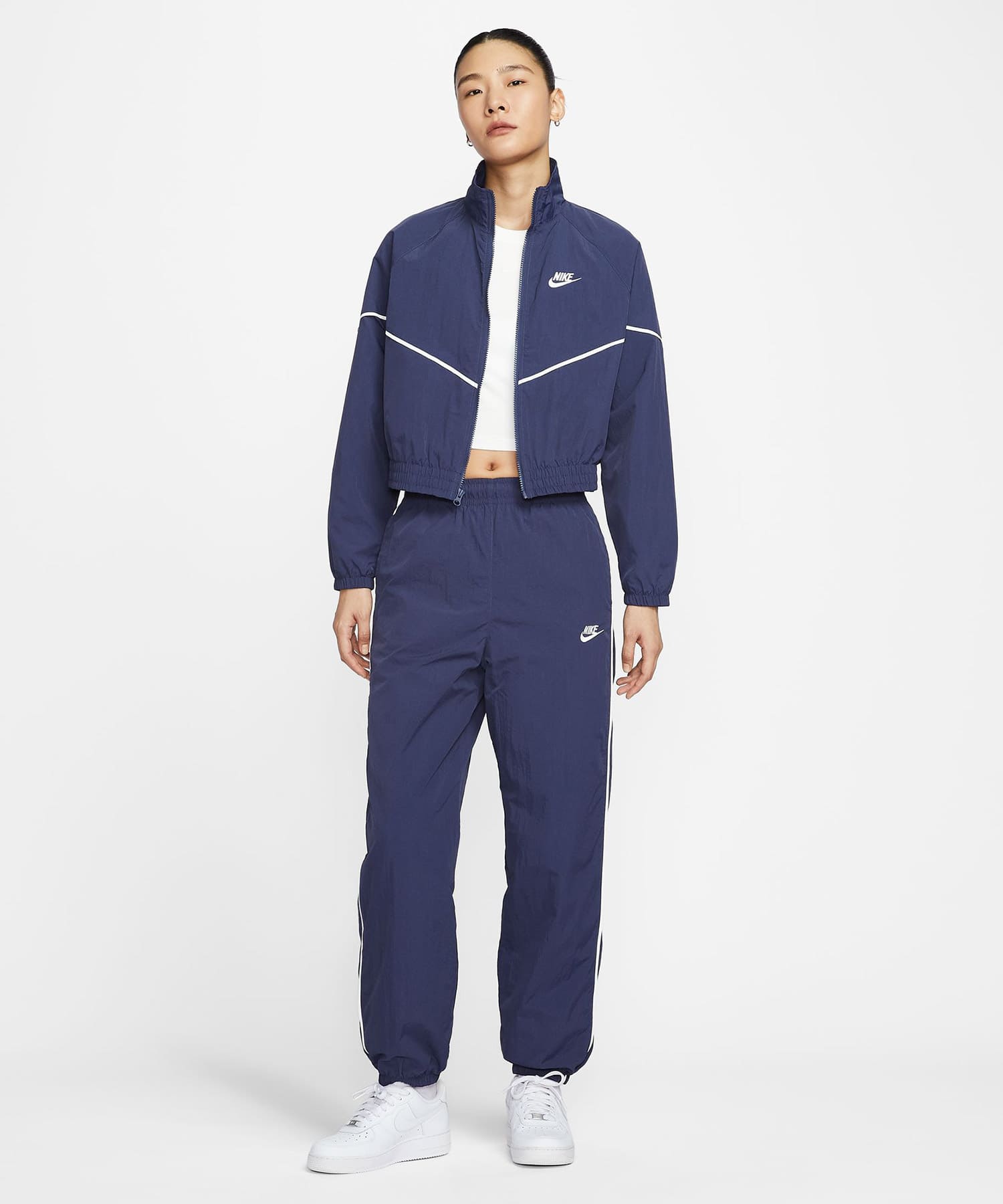 NIKE AS W NSW NK WR WVN JKT SPEED MIDNIGHT NAVY/SAIL/SAILの画像