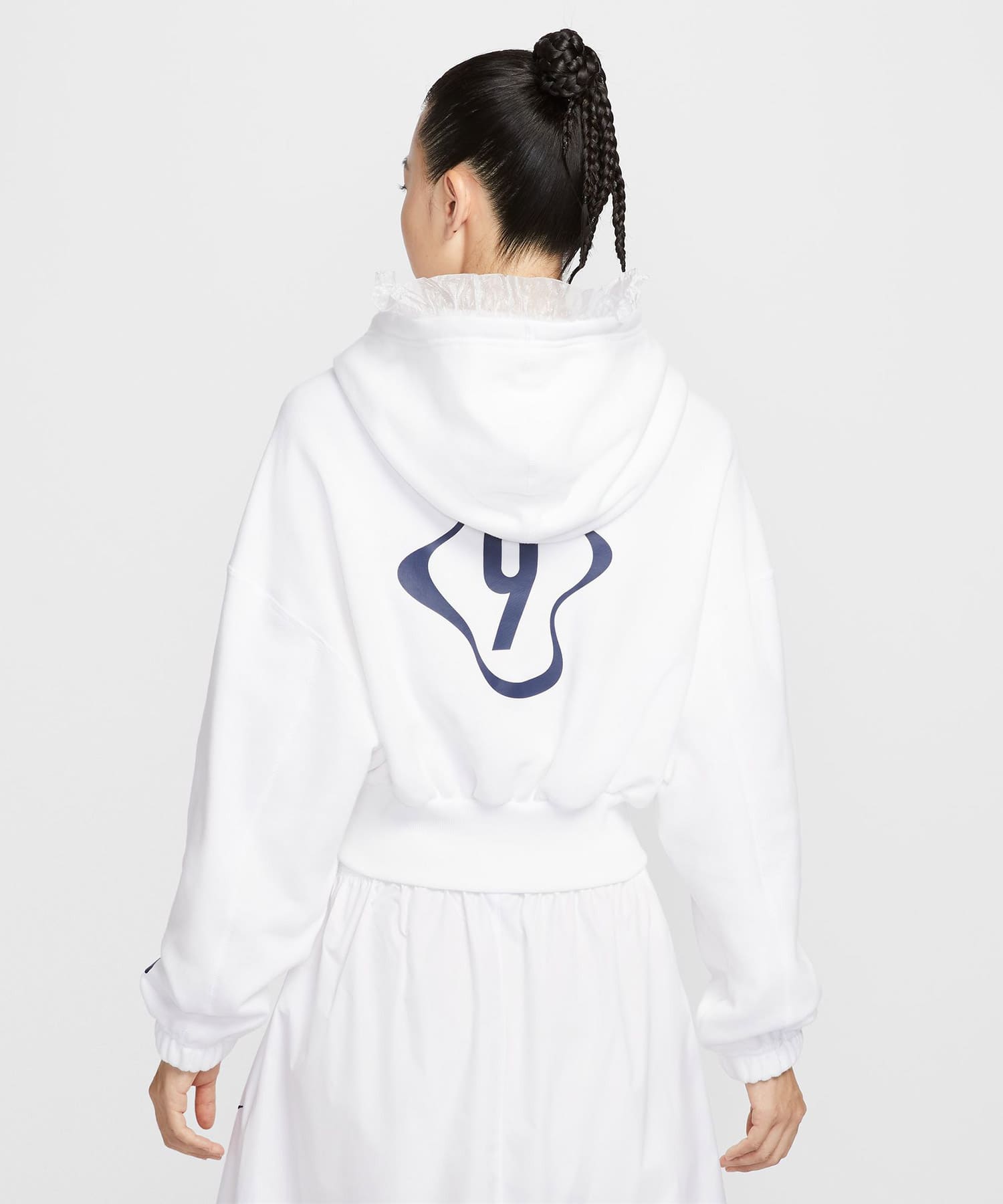NIKE AS W NSW OS FLC CROP PO HDY GC WHITEの画像