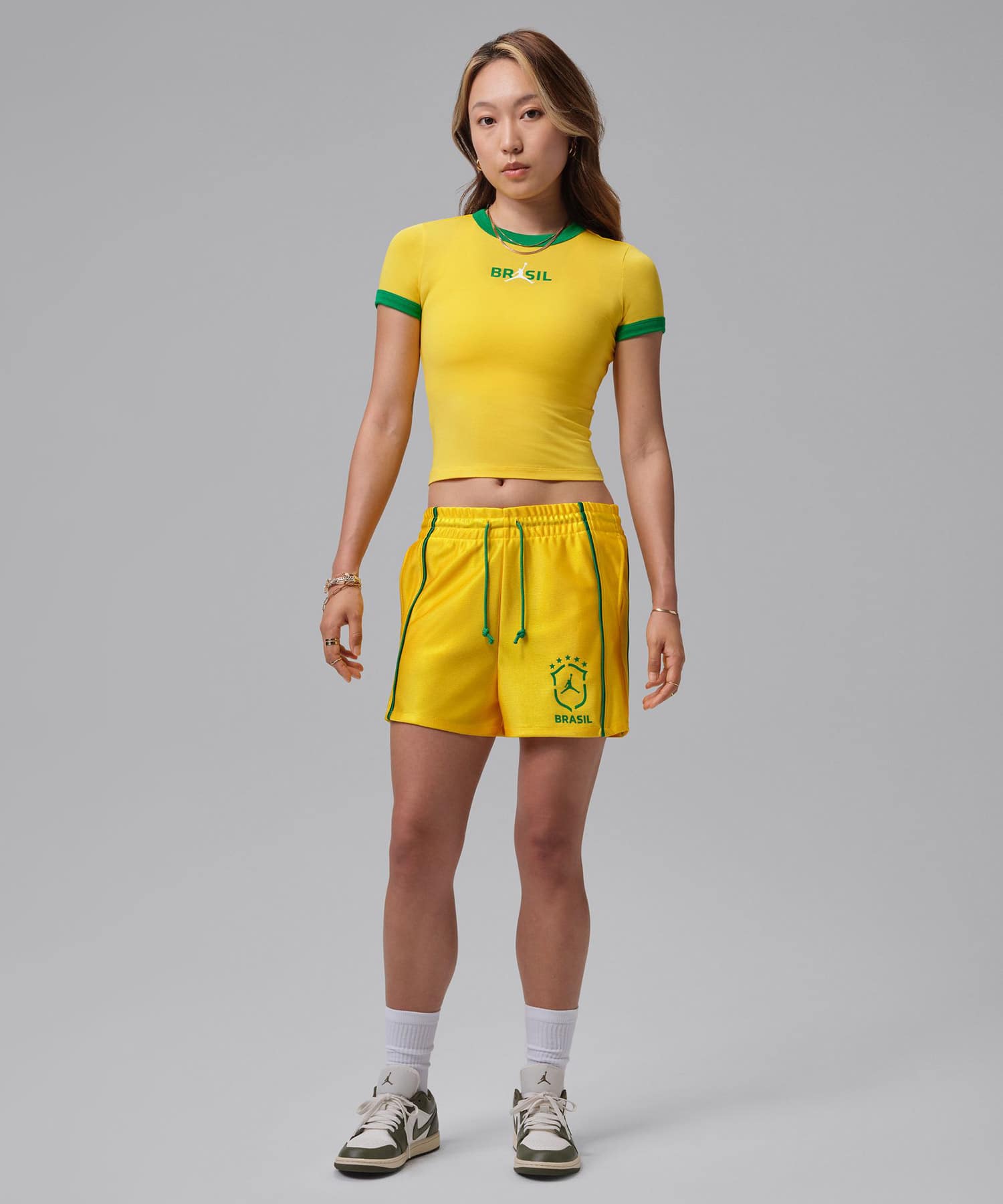 JORDAN BRAND AS W J BRK NOV KNIT SHORT P6 VARSITY MAIZE/(LUCKY GREEN)の画像