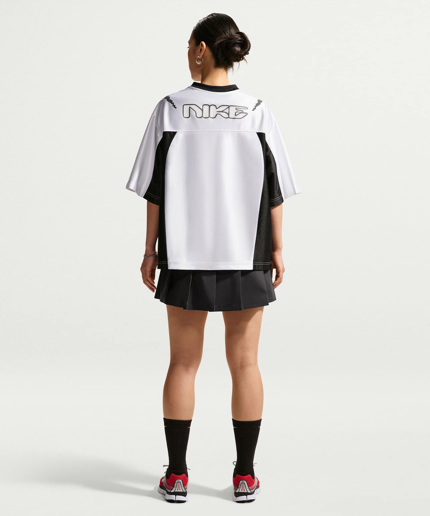 NIKE AS W NK STREET PLEATED MINI SK BLACKの画像