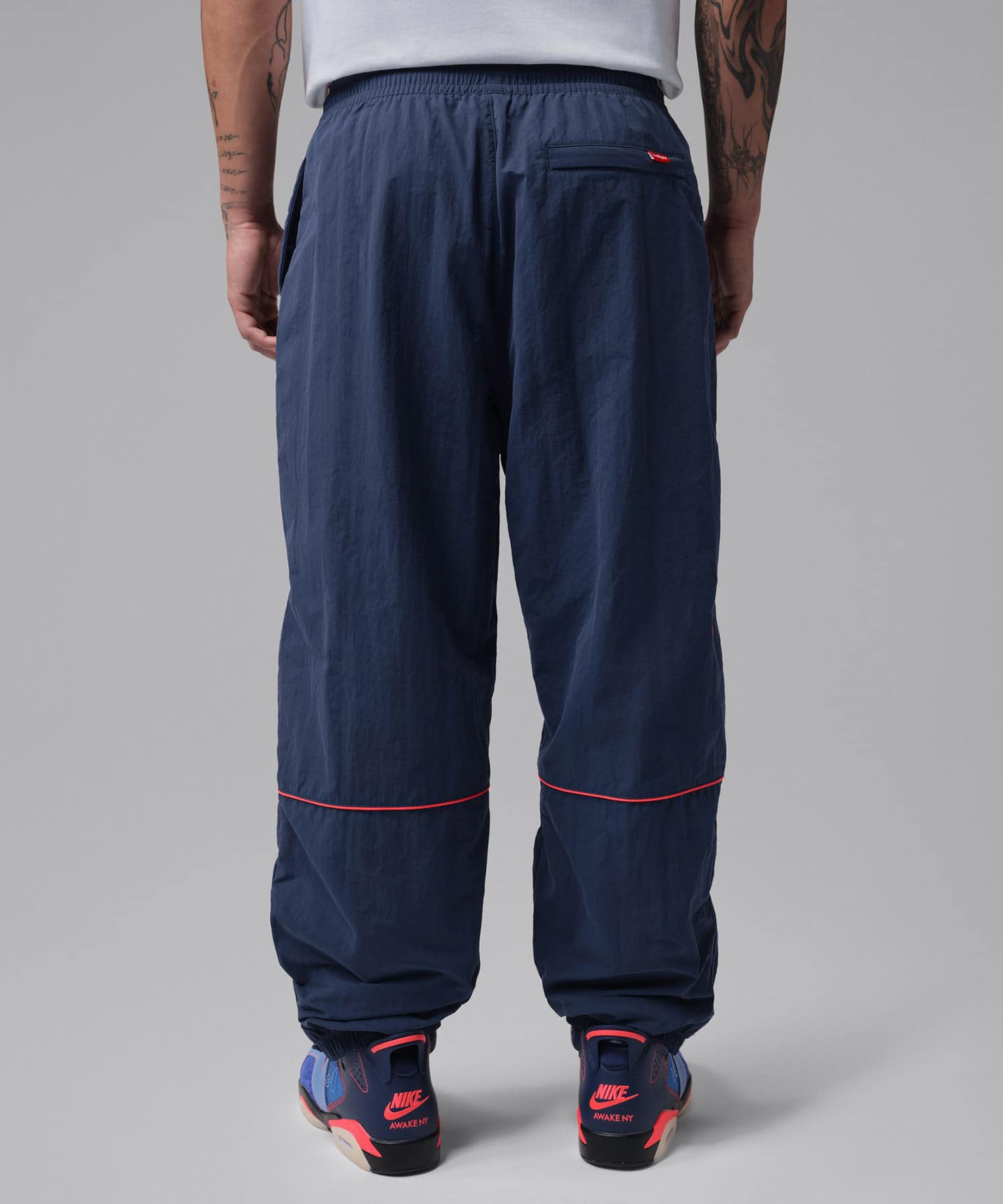 JORDAN BRAND M J AWAKE NY TRACK PANT NAVYの画像