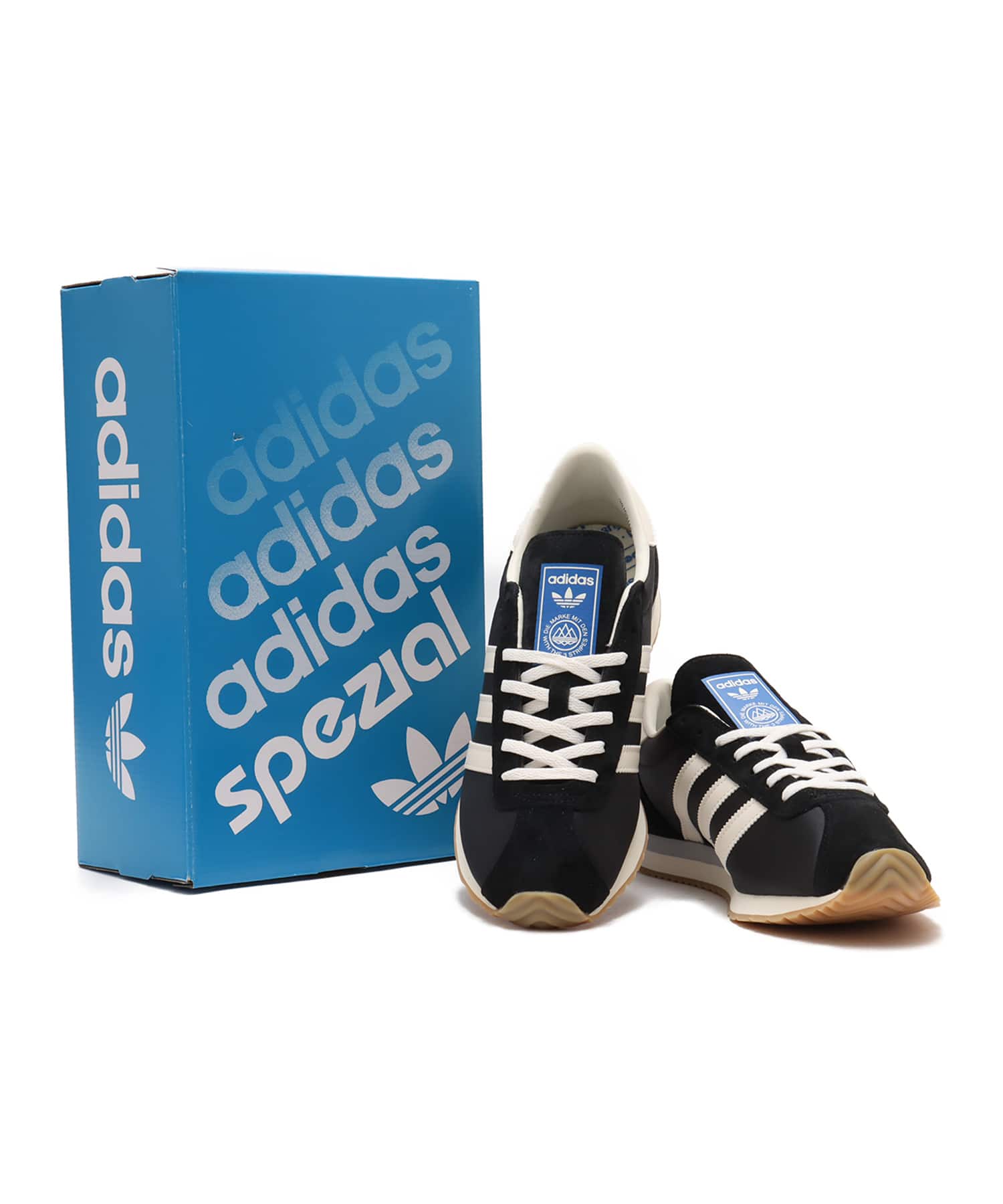 adidas PAMPANGA SPZL CORE BLACK/CHARK WHITE/OFF WHITEの画像