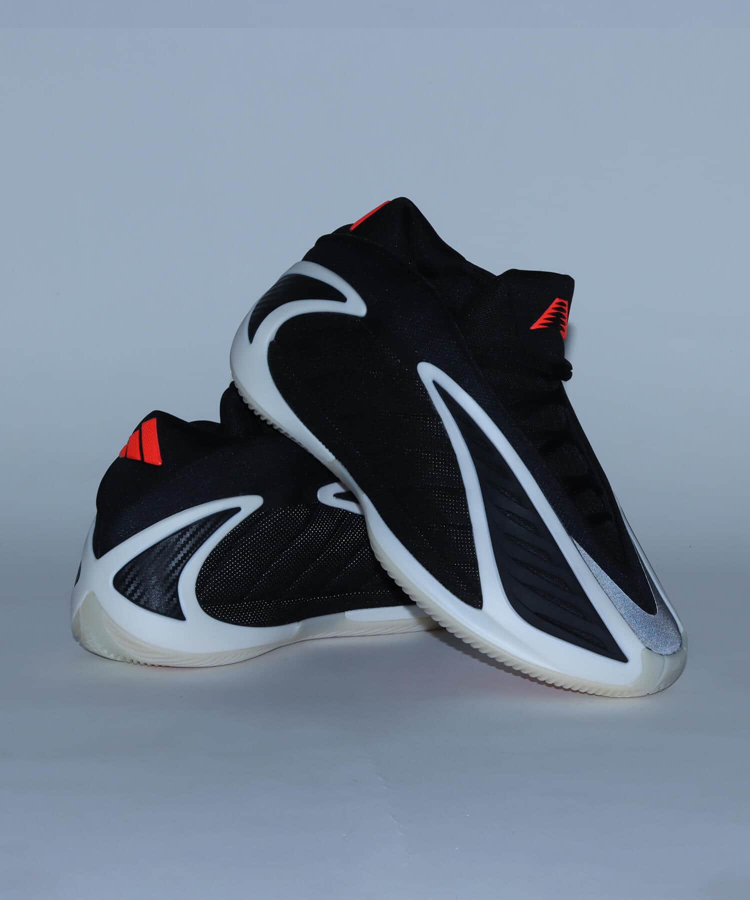 adidas ANTHONY EDWARDS 2 CBLACK/ZEROMT/LUCREDの画像