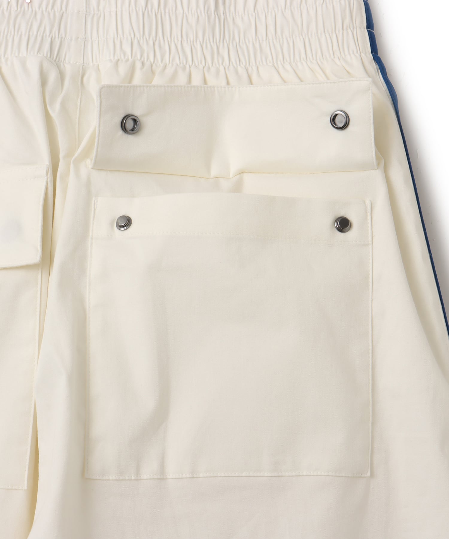adidas WILLY CHAVARRIA POPLIN TRACK PANT オフホワイトの画像