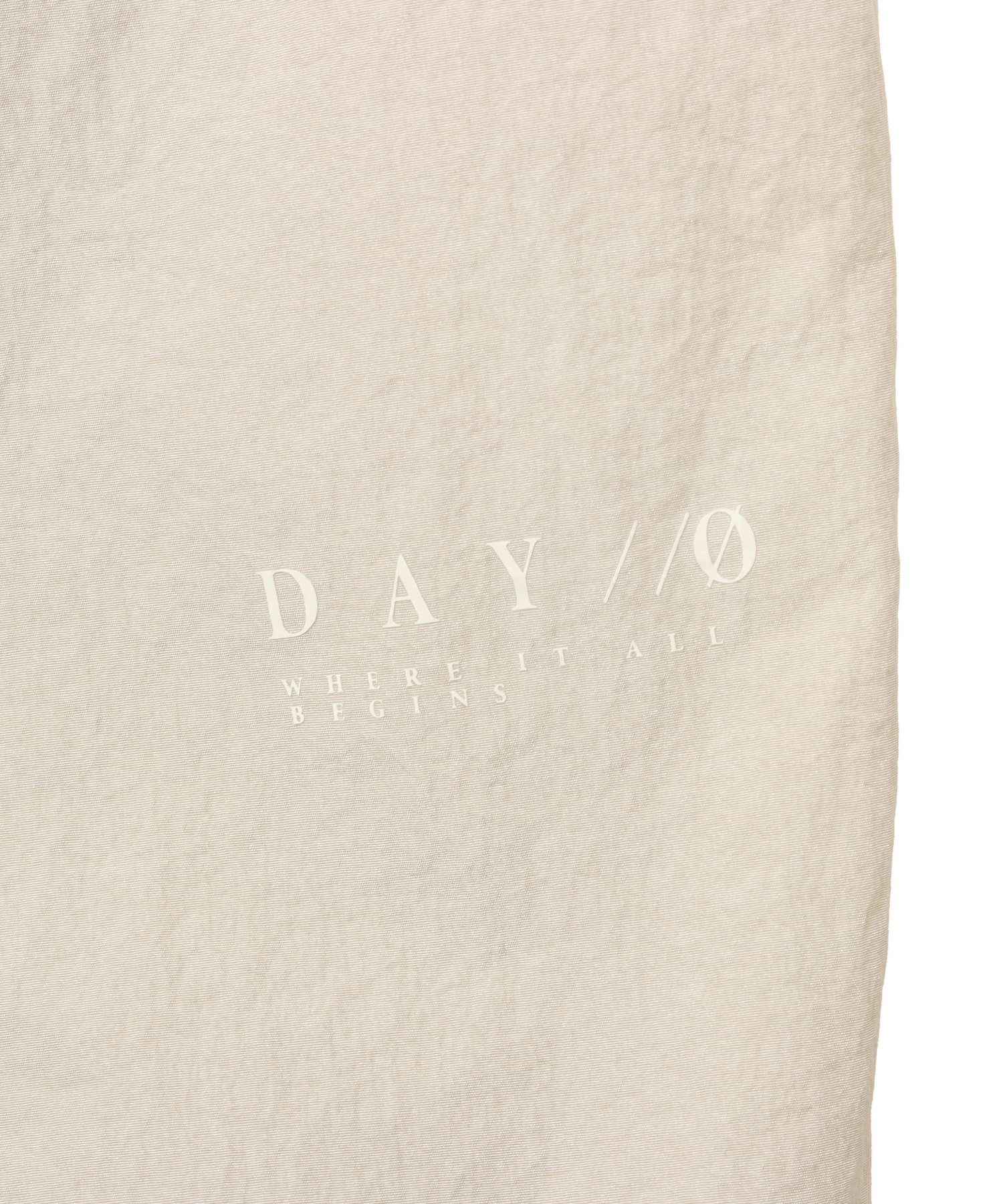 adidas DAY//Ø WOVEN PANTS W パテグレーの画像