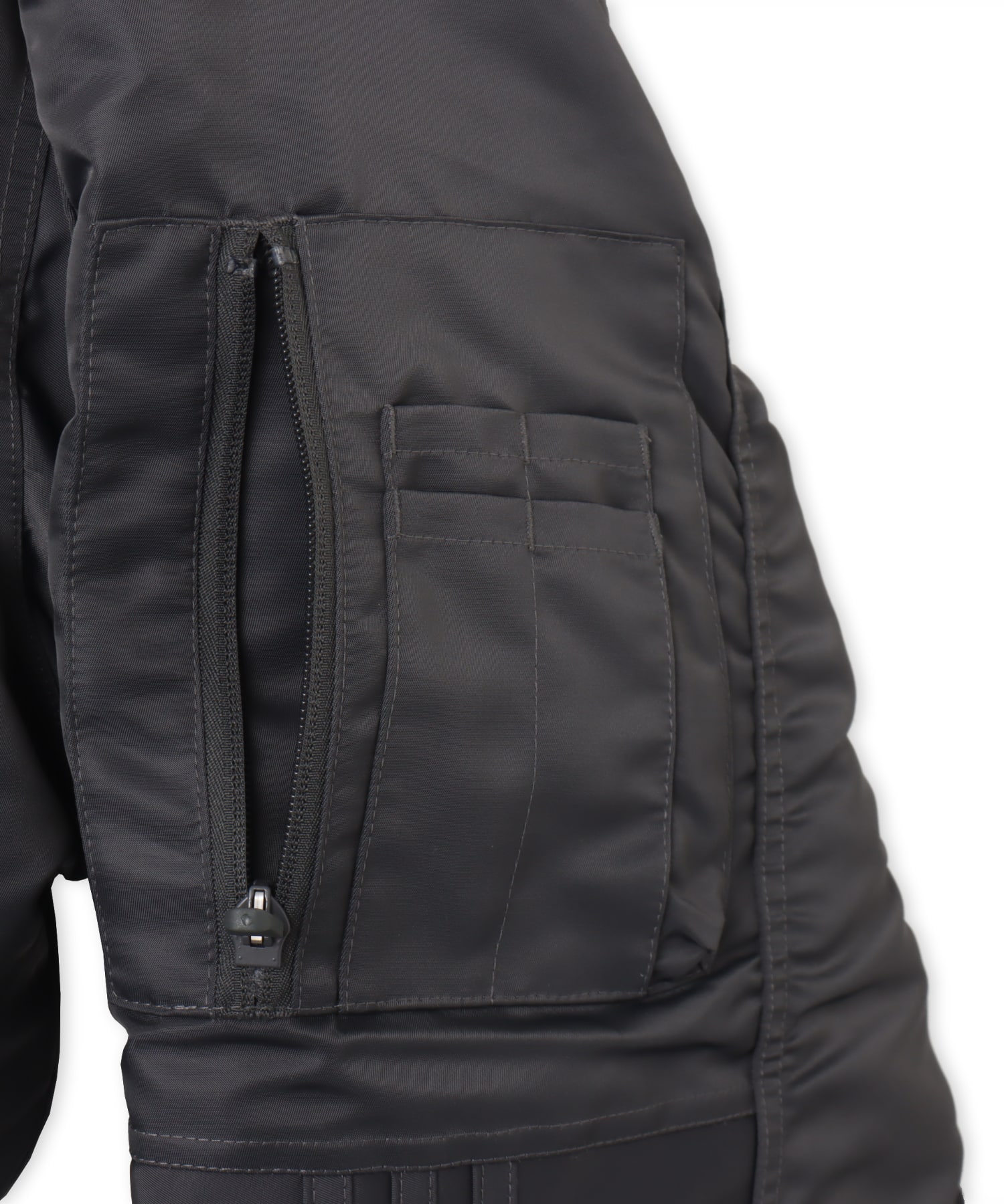 adidas CHAVARRIA BOMBER JACKET グレーシックスの画像