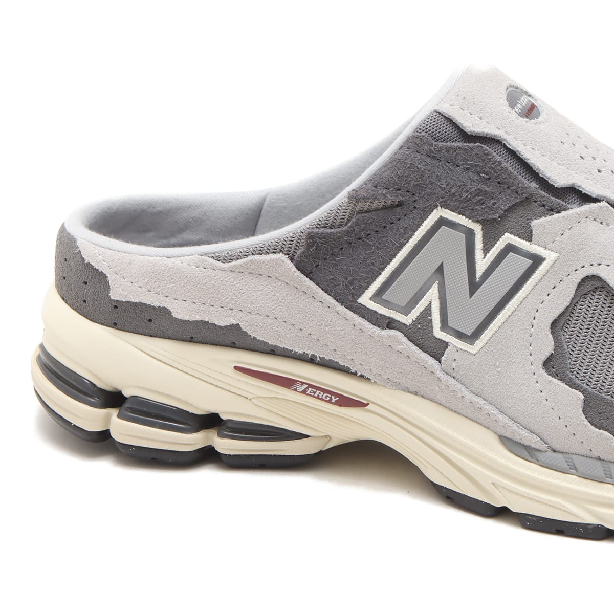 New Balance M2002NA GRAYの画像