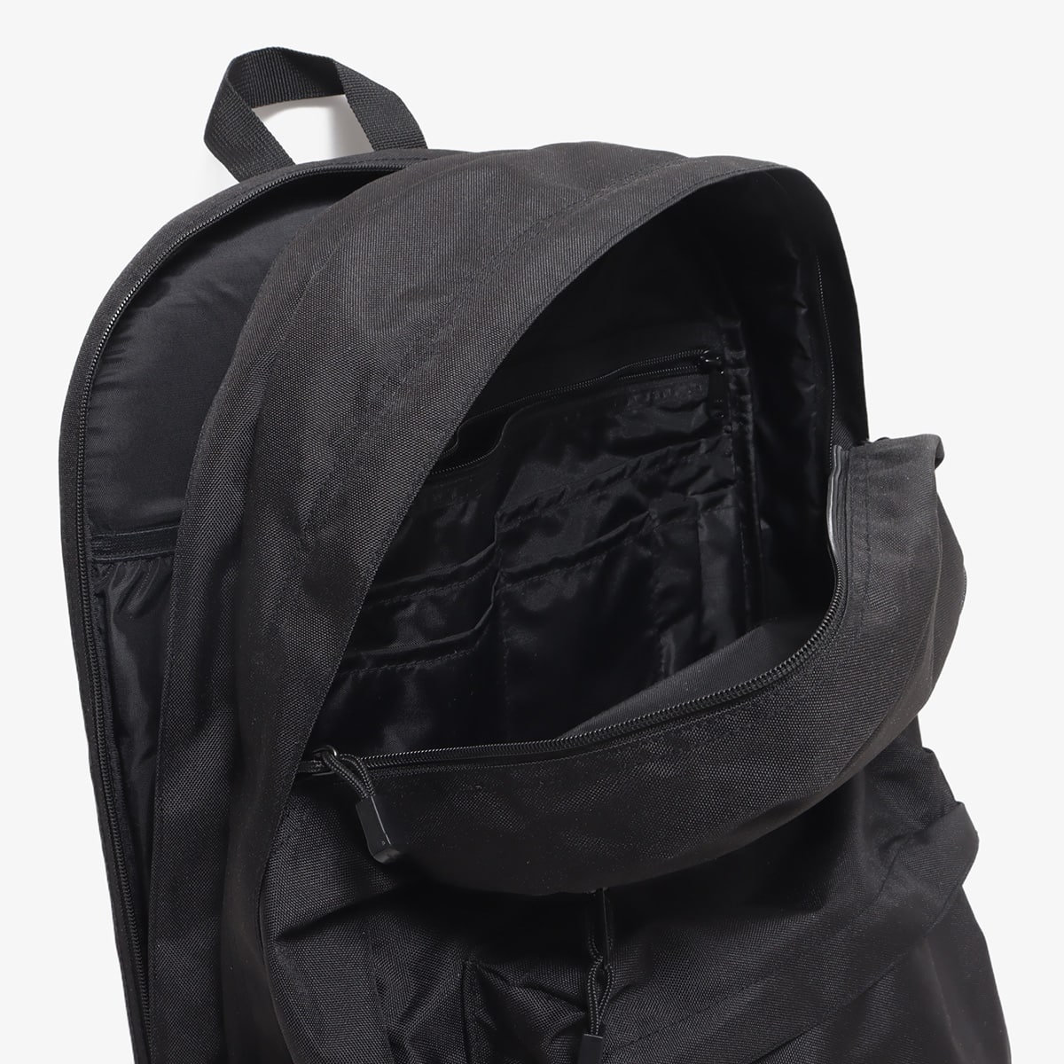 atmos DAY PACK BLACK