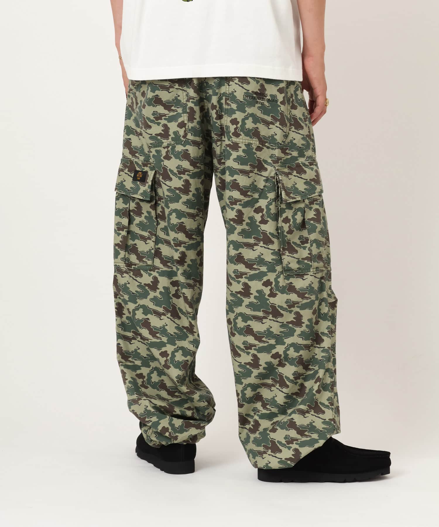 atmos Cotton Military Cargo Pants CAMOUFLAGE KHAKIの画像