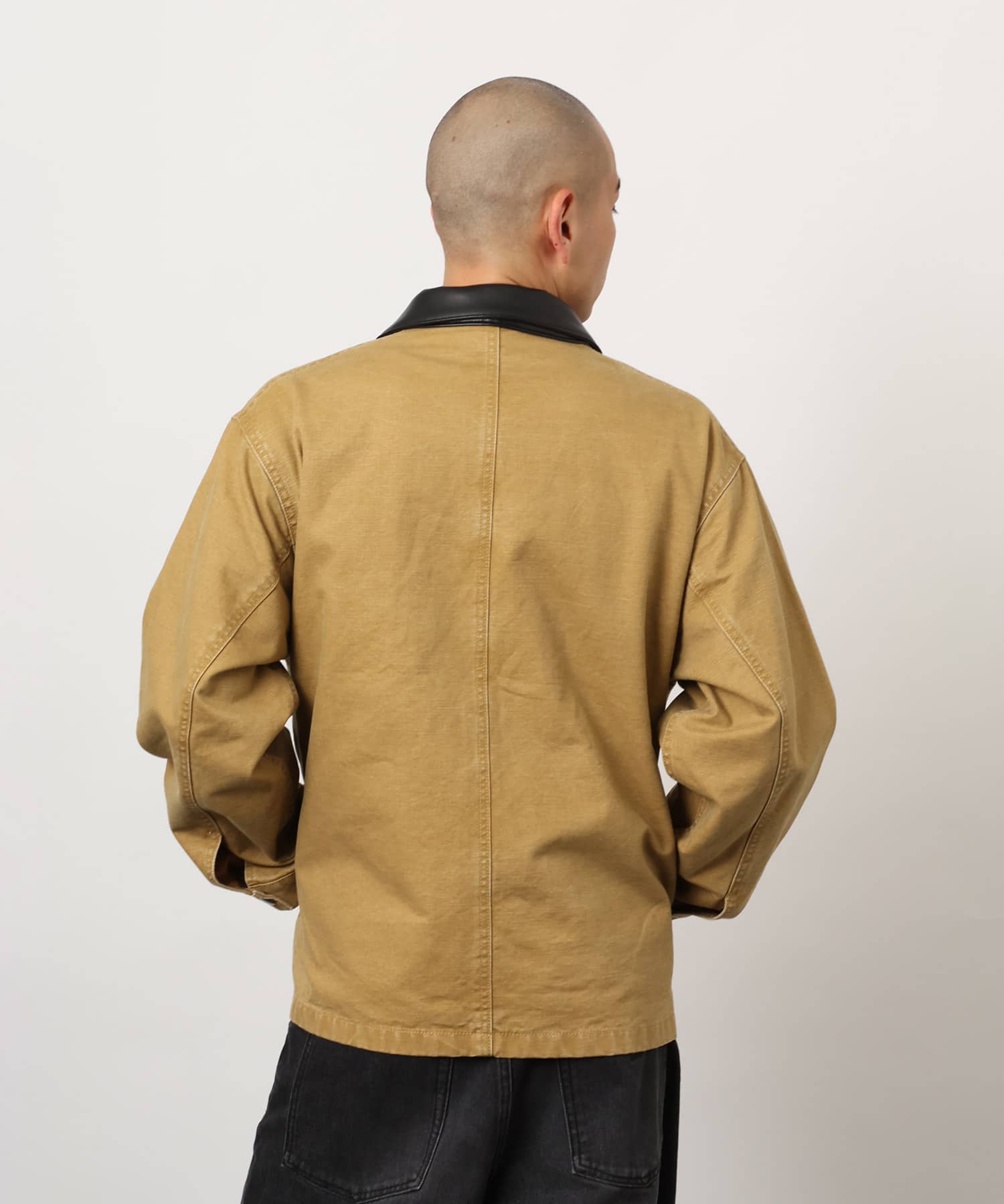 atmos Work Jacket CAMELの画像