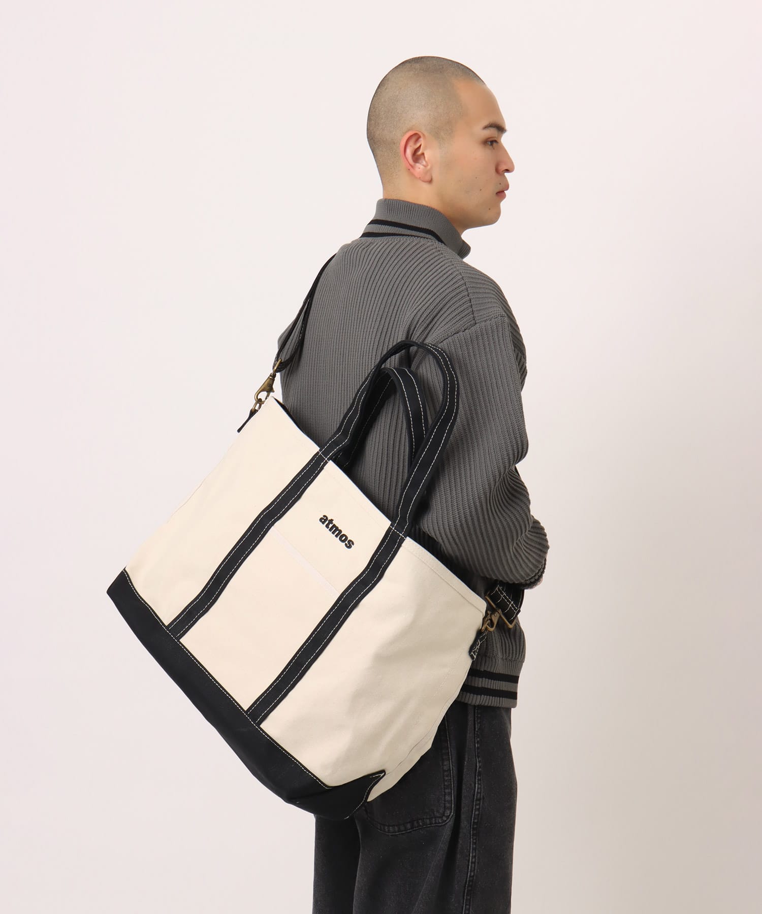 atmos Canvas Tote Bag OFFWHITEの画像