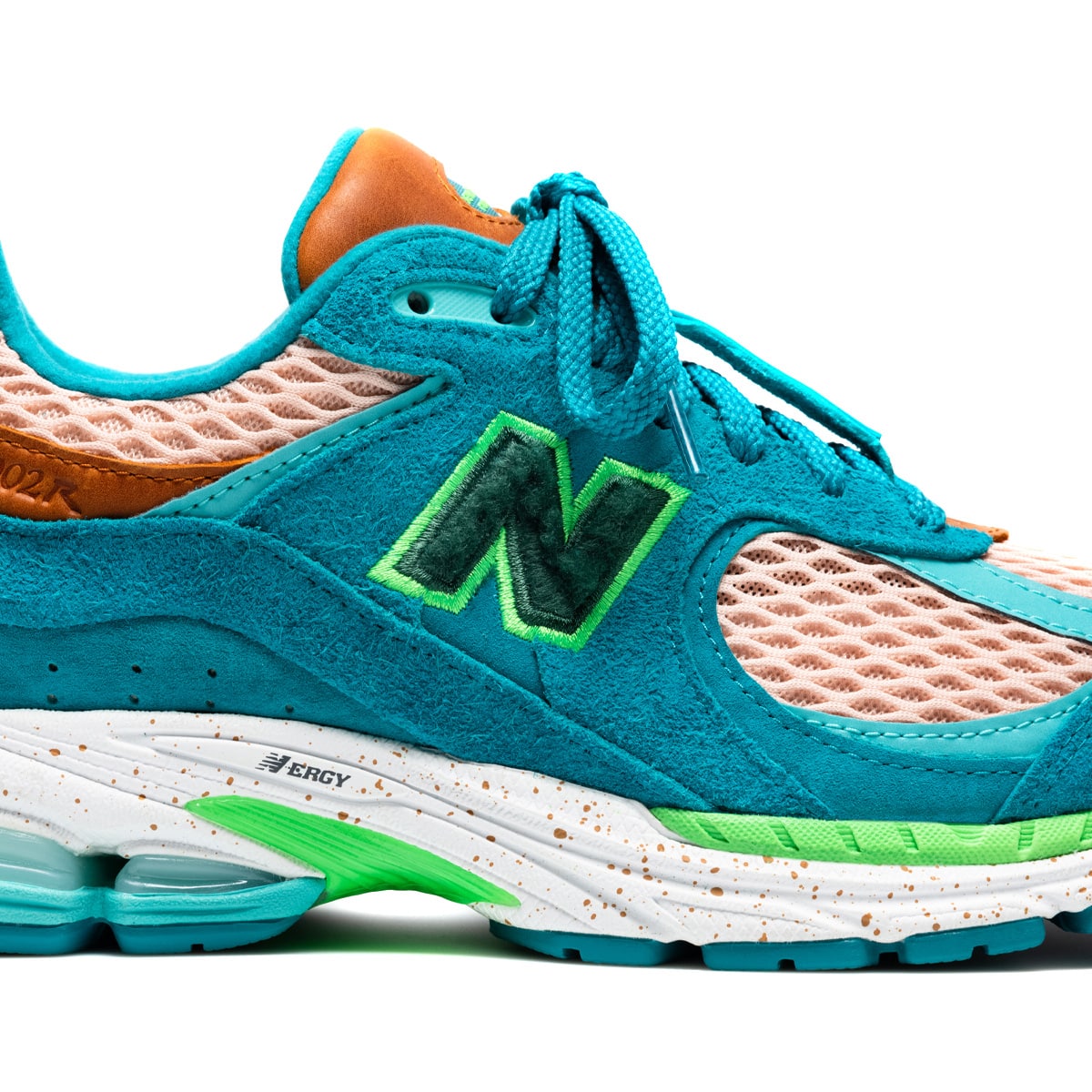 New Balance ML2002RJ EMERALD GREEN 21FW-S|atmos（アトモス） 公式オンラインストア