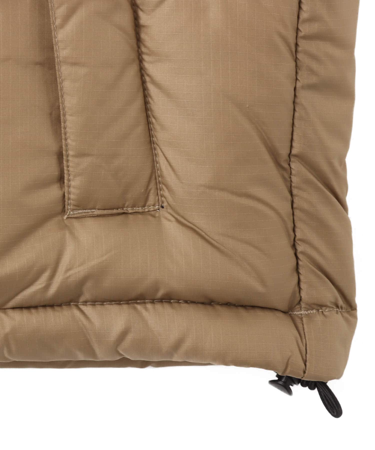 THE NORTH FACE Womens Short Nuptse Jacket ブラックxクラシックカーキの画像