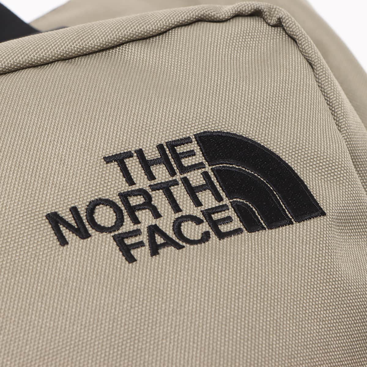 THE NORTH FACE BOULDER TOTE PACK Fロックの画像