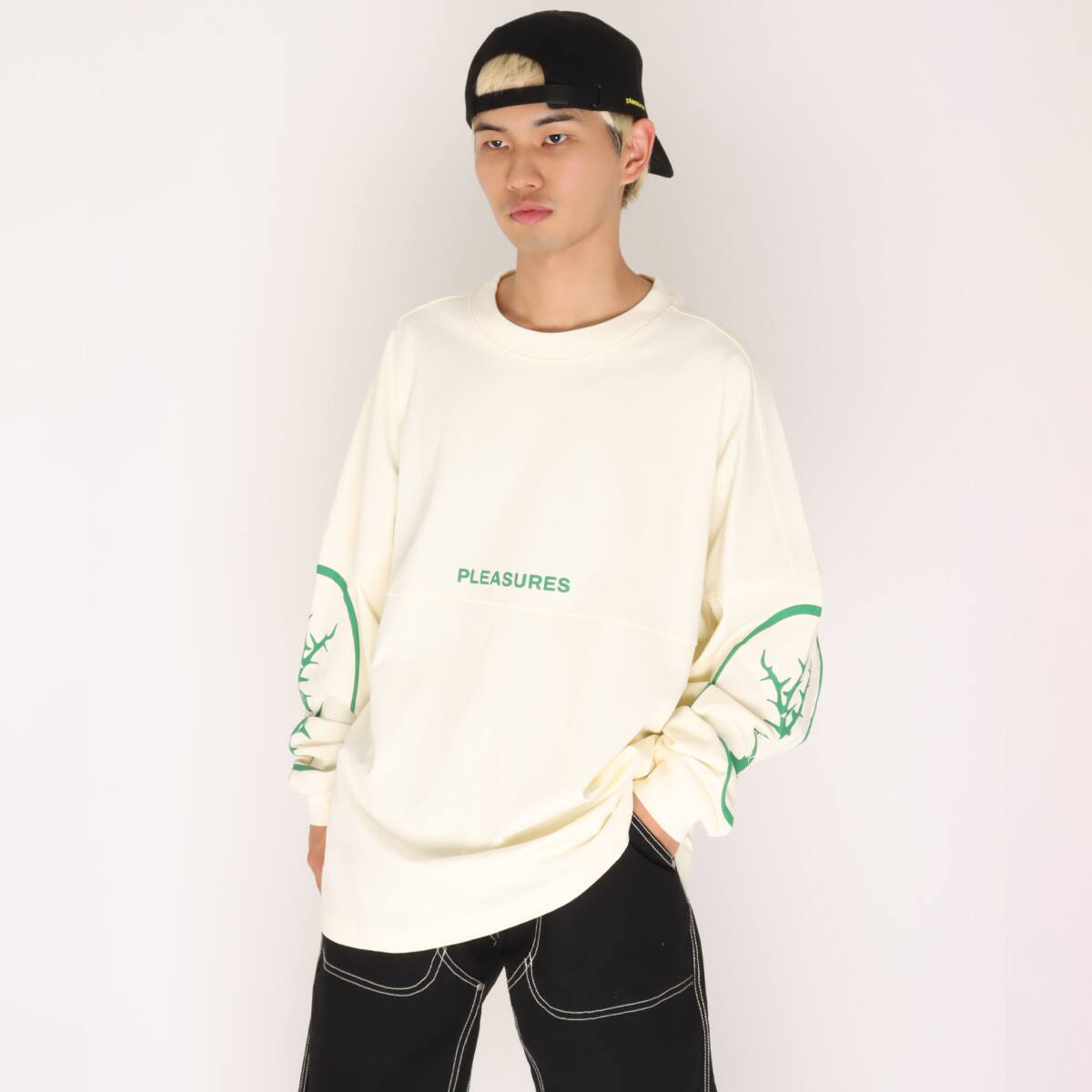 PLEASURES MAXIMIZE JERSEY OFF WHITEの画像