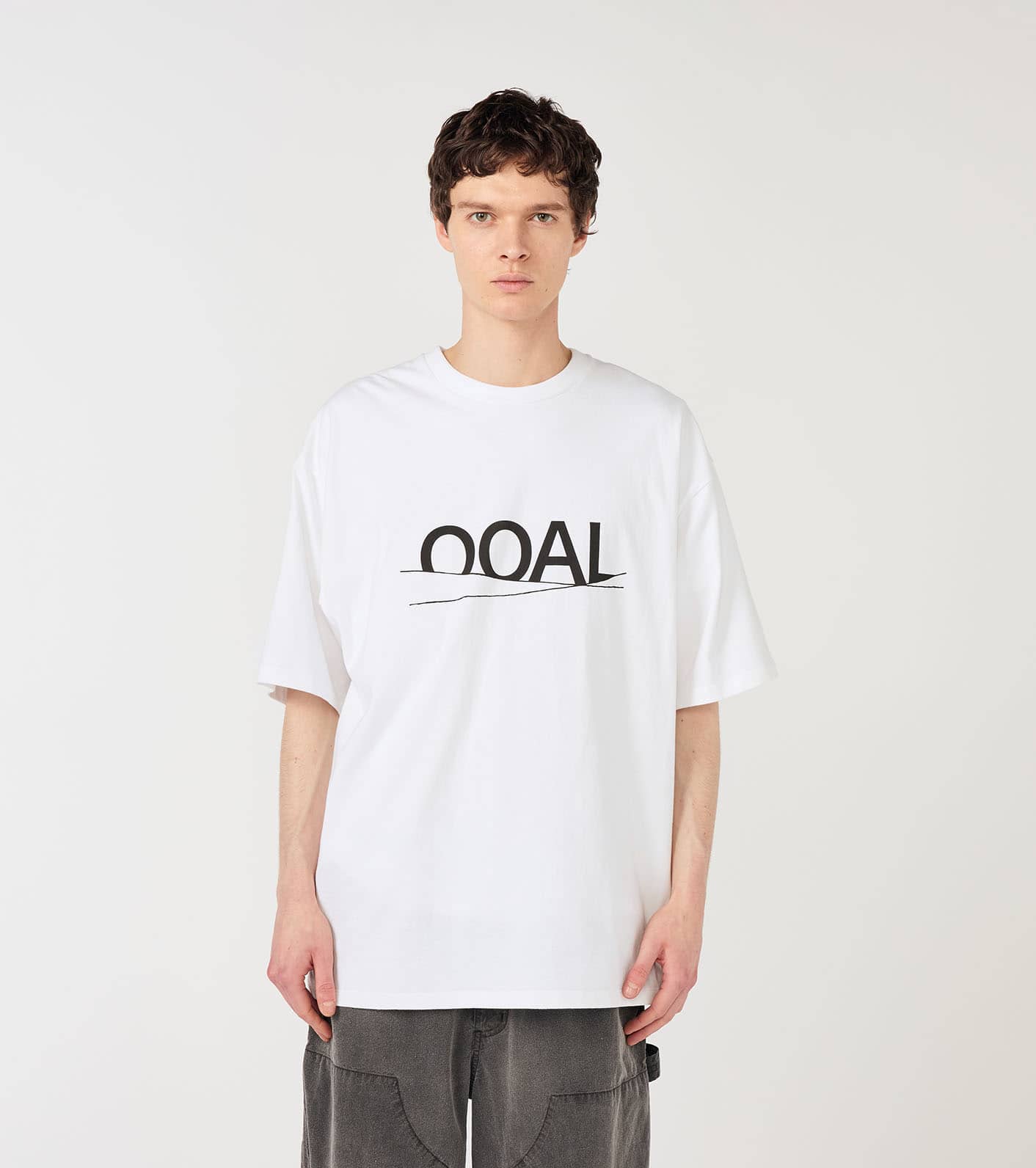 nanamica OOAL Graphic Tee Off Whiteの画像
