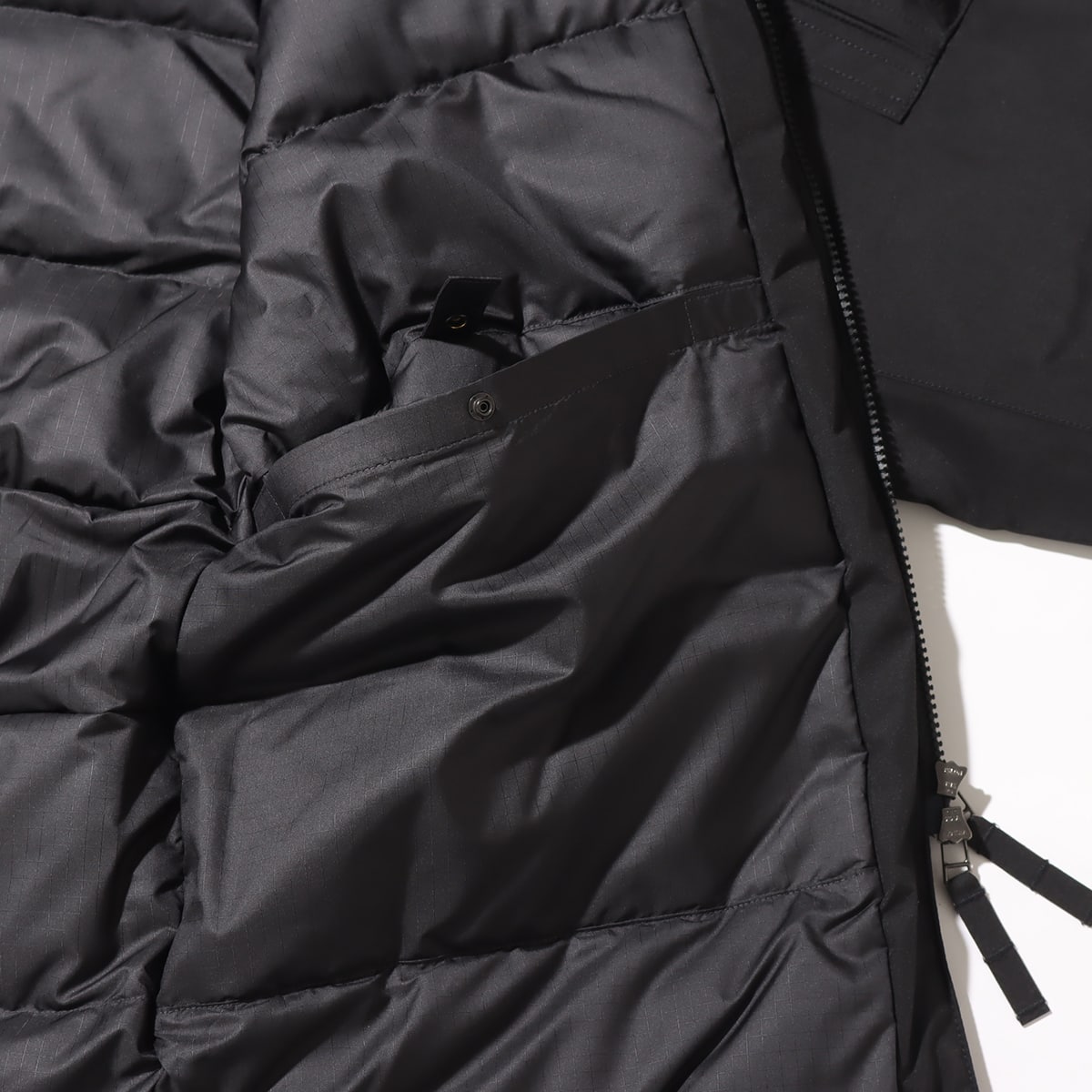 nanamica GORE-TEX Down Coat Black 23FA-I