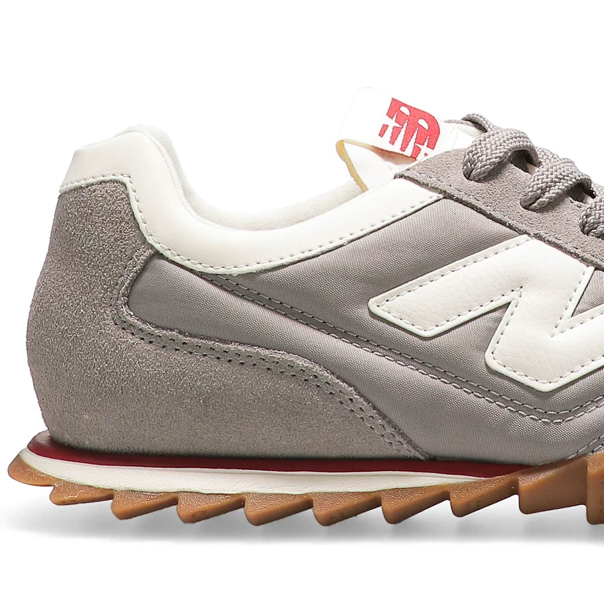 New Balance URC30AD GRAYの画像