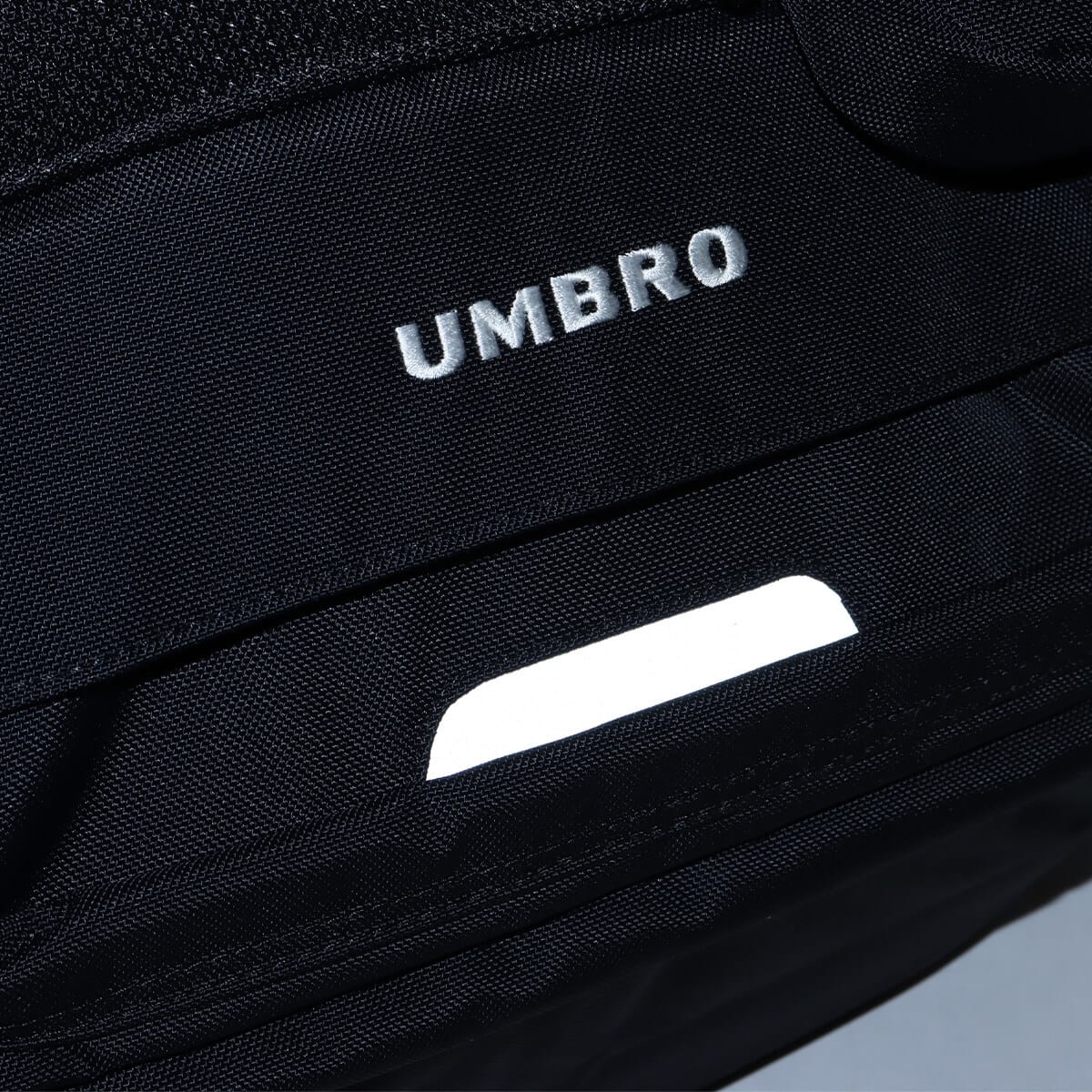 UMBRO BACKPACK ブラック の画像