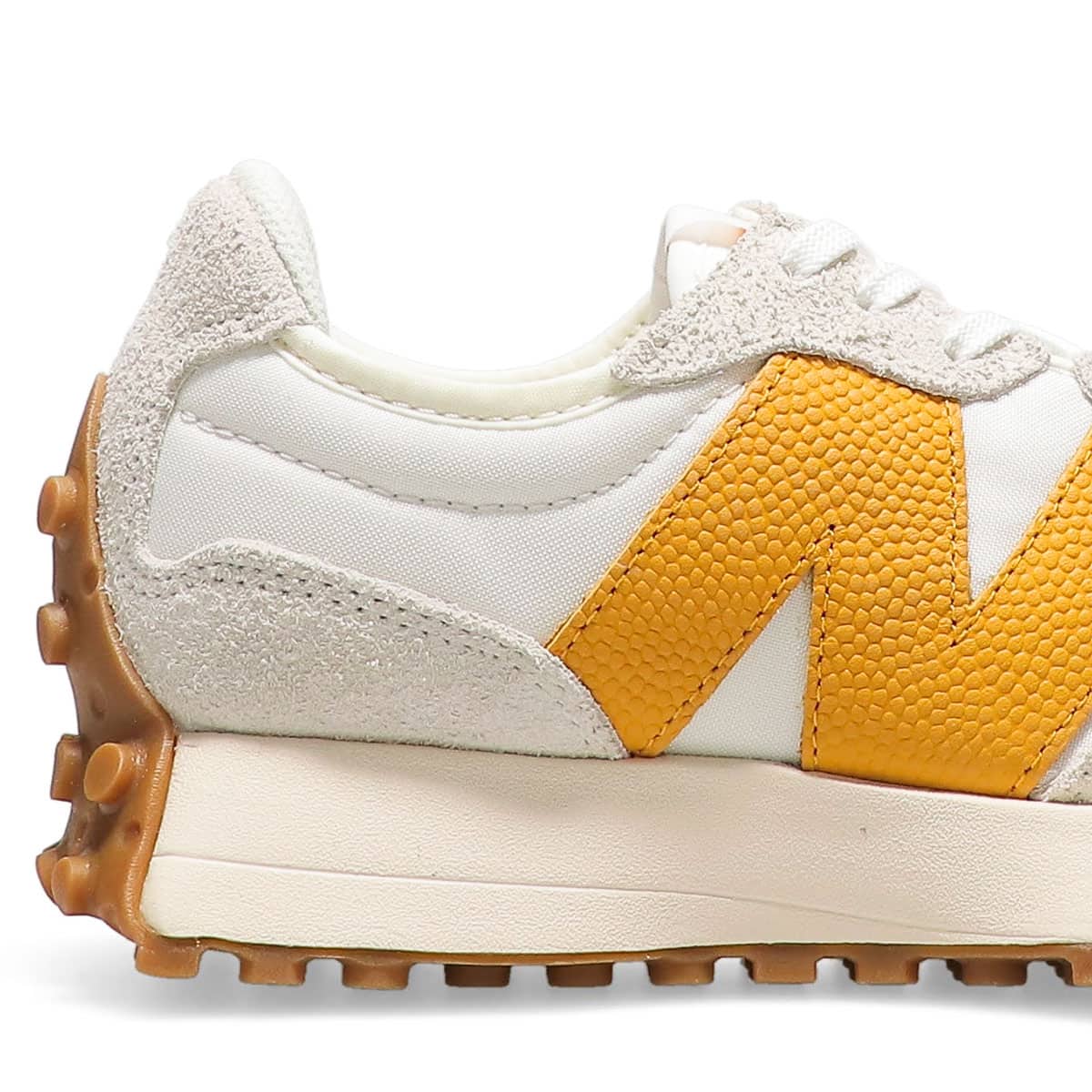 New Balance WS327BY WHITEの画像