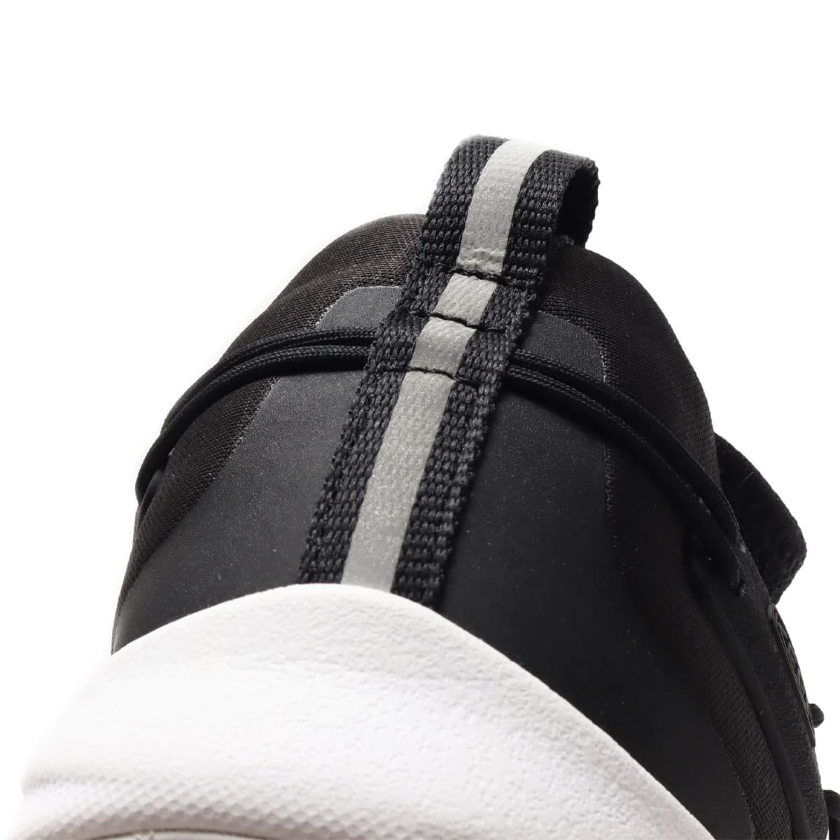 KEEN UNEEK SNK SNEAKER BLACK/STAR WHITE 20FW-Iの画像